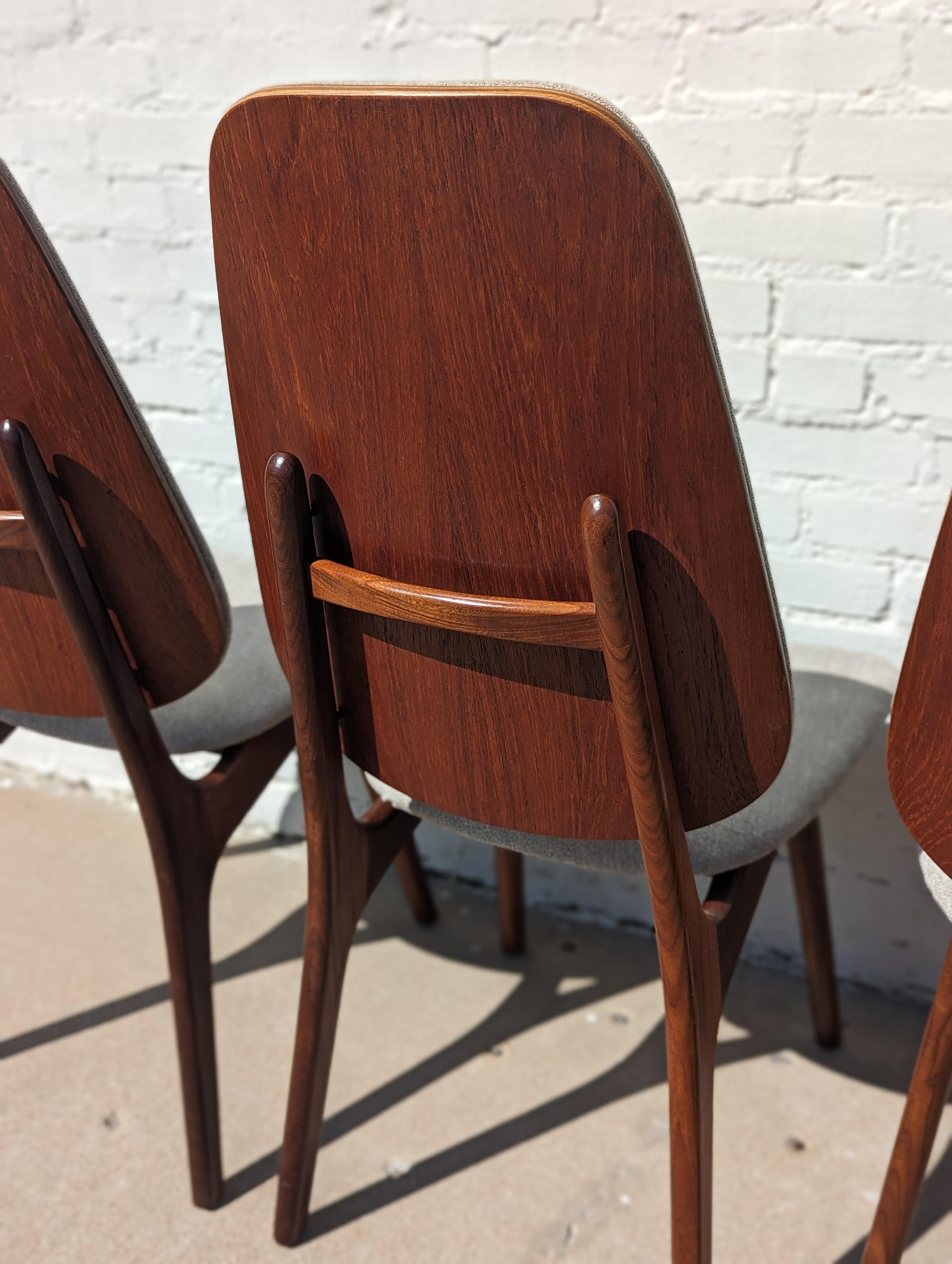 Mid Century Danish Modern Arne Hovmand Olsen Dining Chairs  In Good Condition For Sale In Tulsa, OK