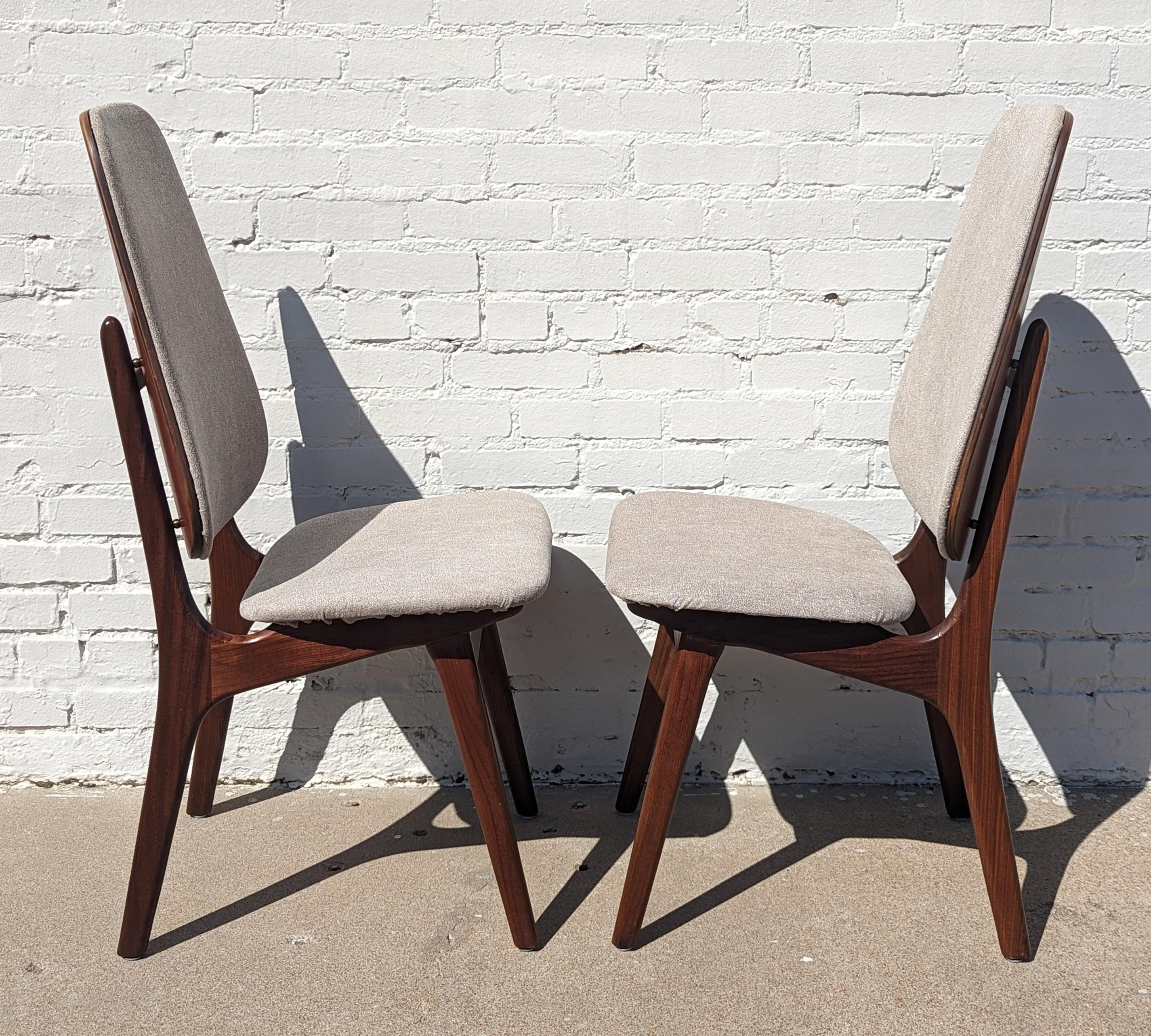 Mid-20th Century Mid Century Danish Modern Arne Hovmand Olsen Dining Chairs  For Sale