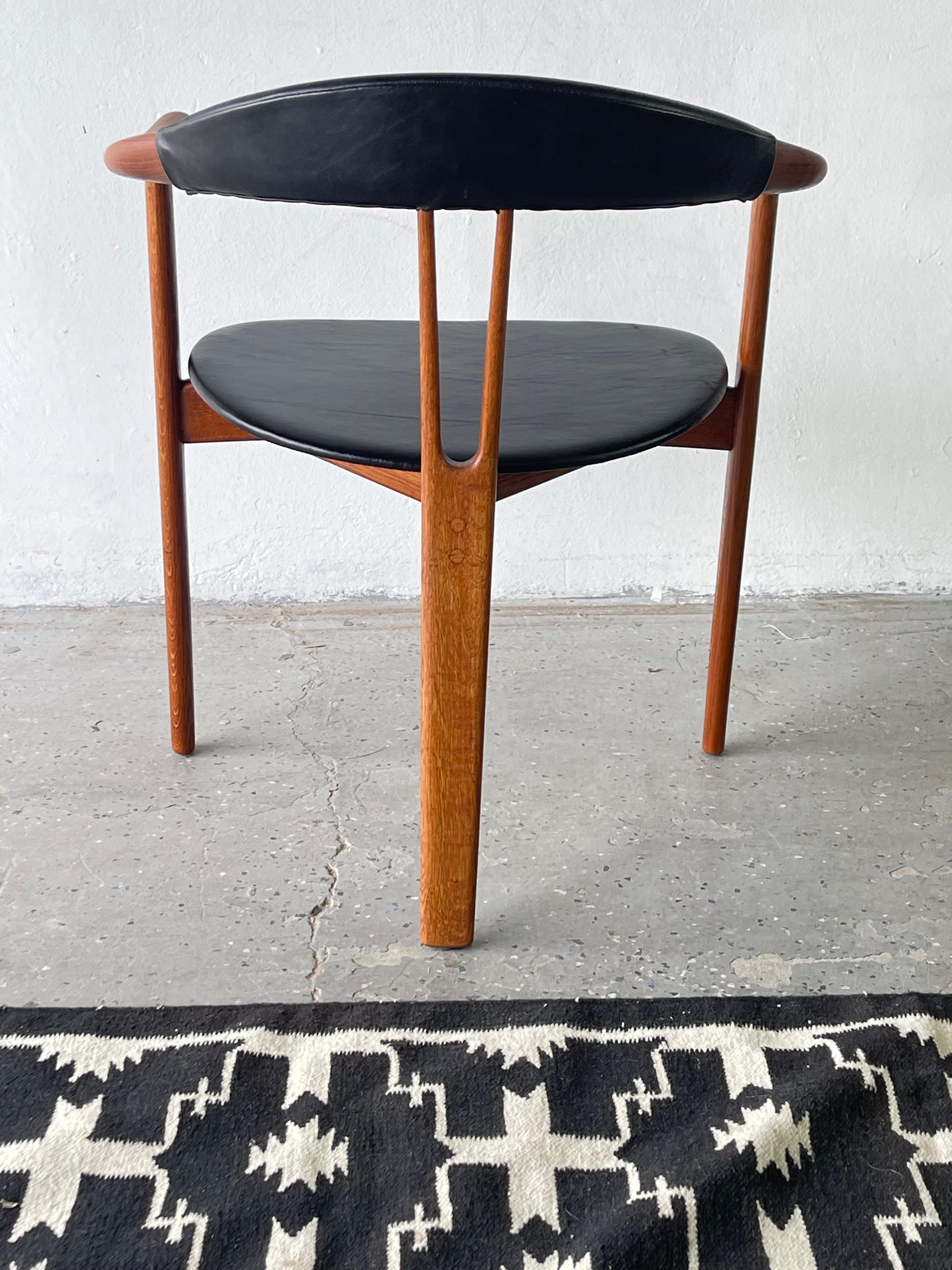 Mid Century Danish Modern Arne Hovmand Olsen Three Leg Lounge Chair For Sale 7