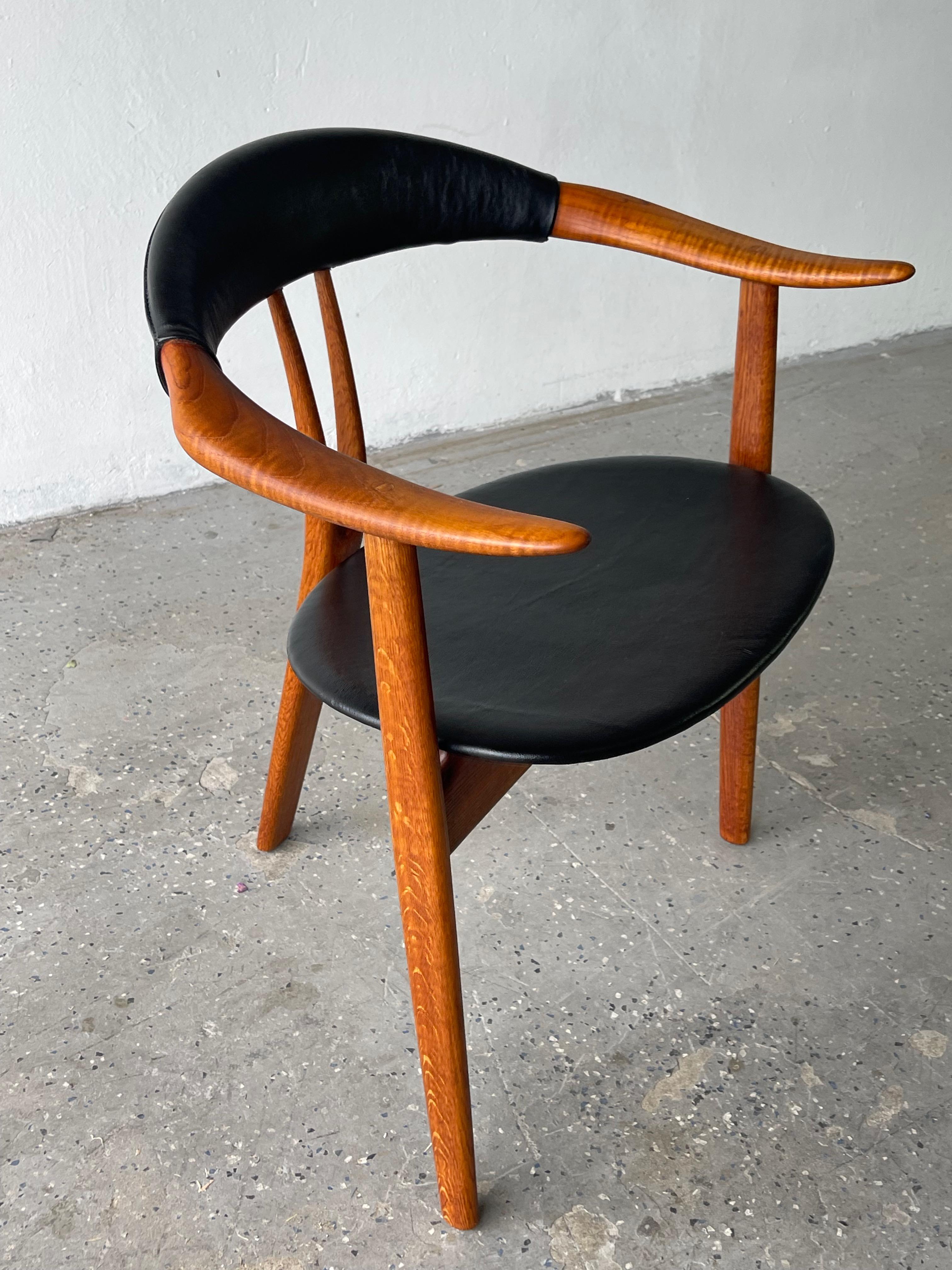 Mid Century Danish Modern Arne Hovmand Olsen Three Leg Lounge Chair For Sale 1