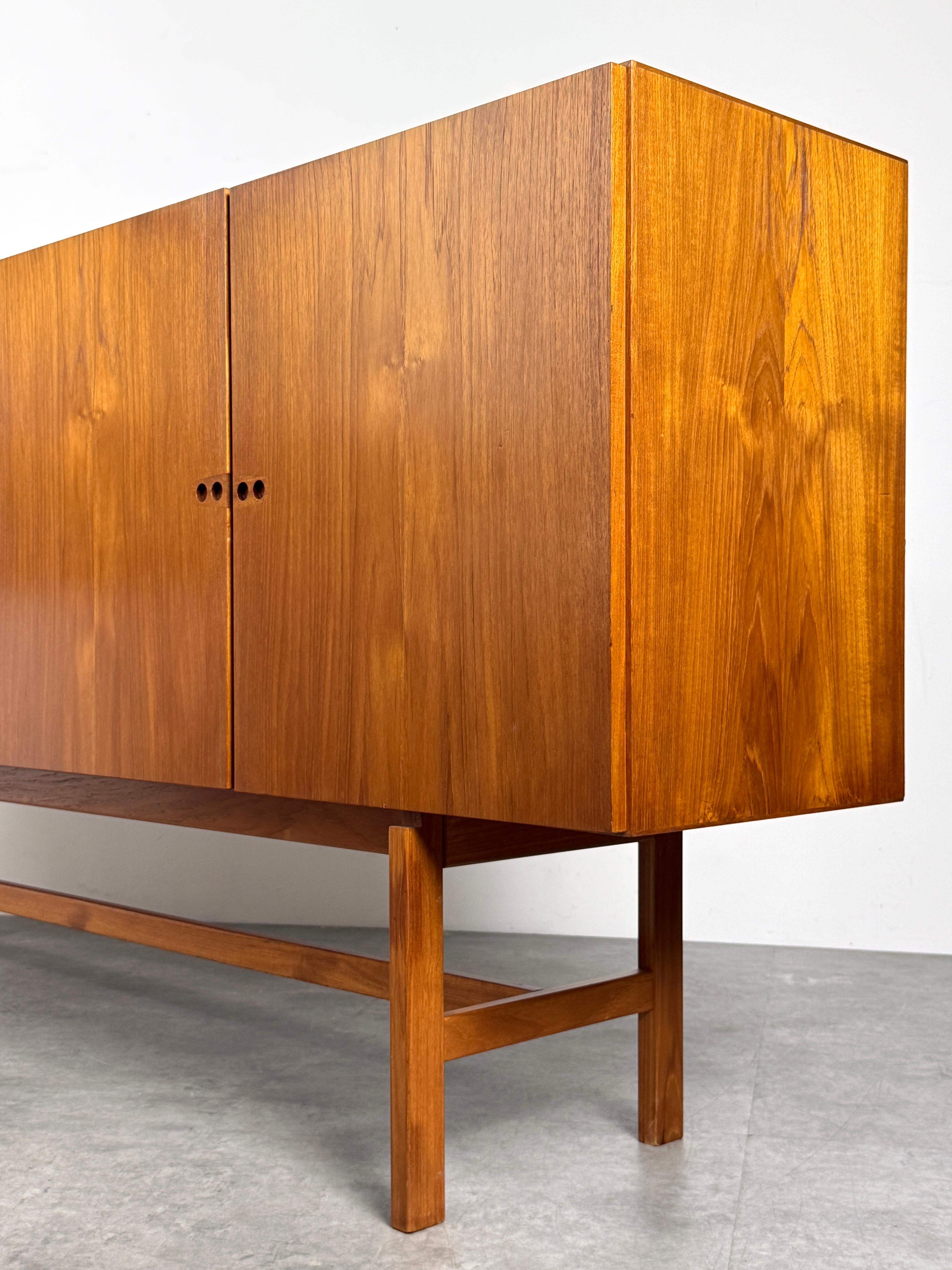 Arne Vodder Teak Credenza Highboard Cabinet Mid Century Danish Modern 1960s For Sale 3