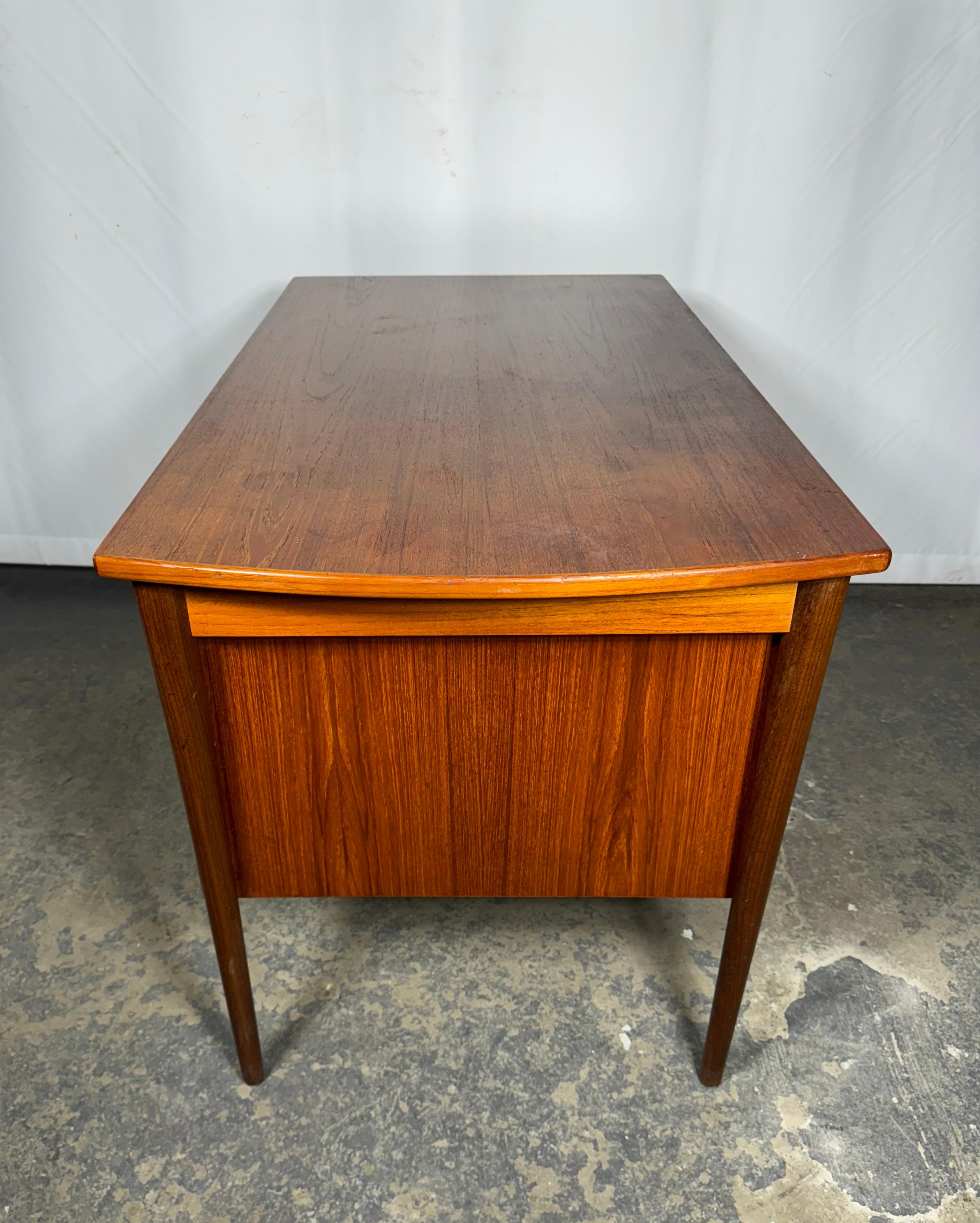 Scandinavian Modern Mid Century Danish Modern Arne Vodder Teak Drop Leaf Desk / Denmark