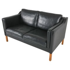Mid-Century Danish Modern Beautiful Black Leather 2 Seat Sofa oak Legs