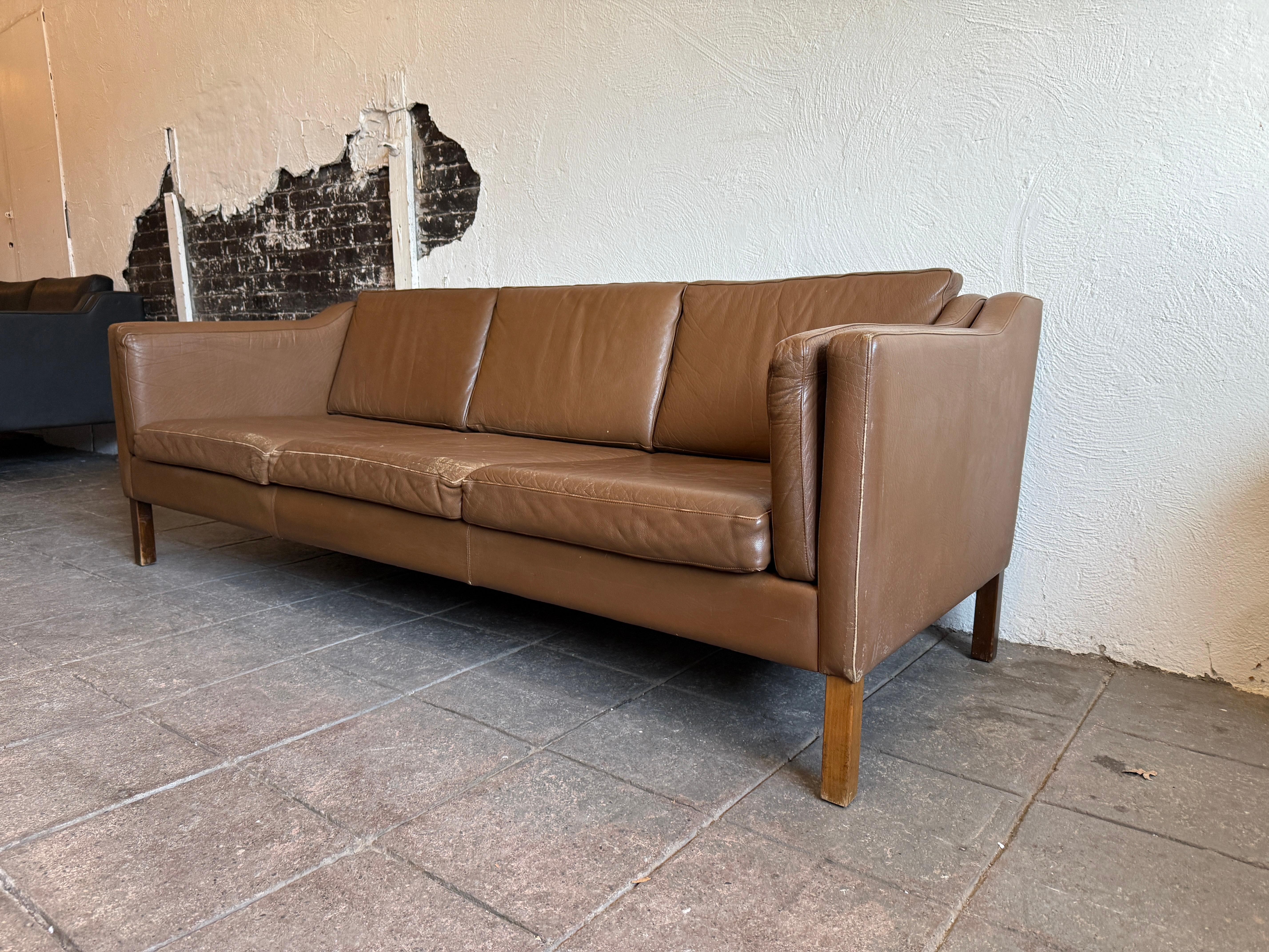 Mid Century Danish Modern Beautiful Brown Leather 3 Seat Sofa wood Legs 1