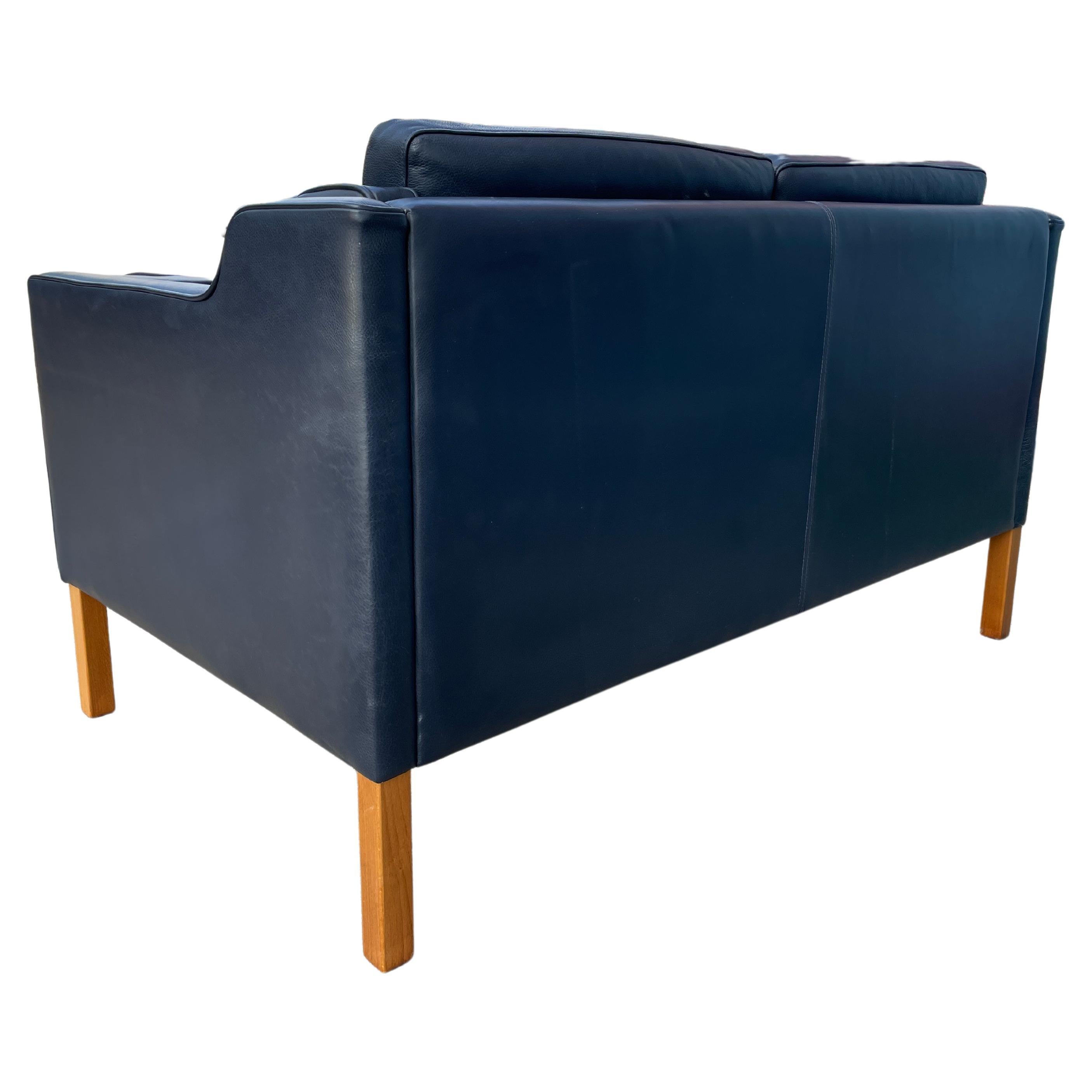 Mid Century Danish Modern Beautiful Dark Blue Leather 2 Seat Sofa Birch Legs In Good Condition In BROOKLYN, NY