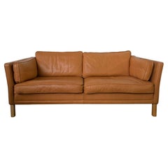 Mid Century Danish Modern Beautiful Tan Leather long loveseat Sofa Mid Century Danish Modern Beautiful Tan Leather long loveseat Sofa