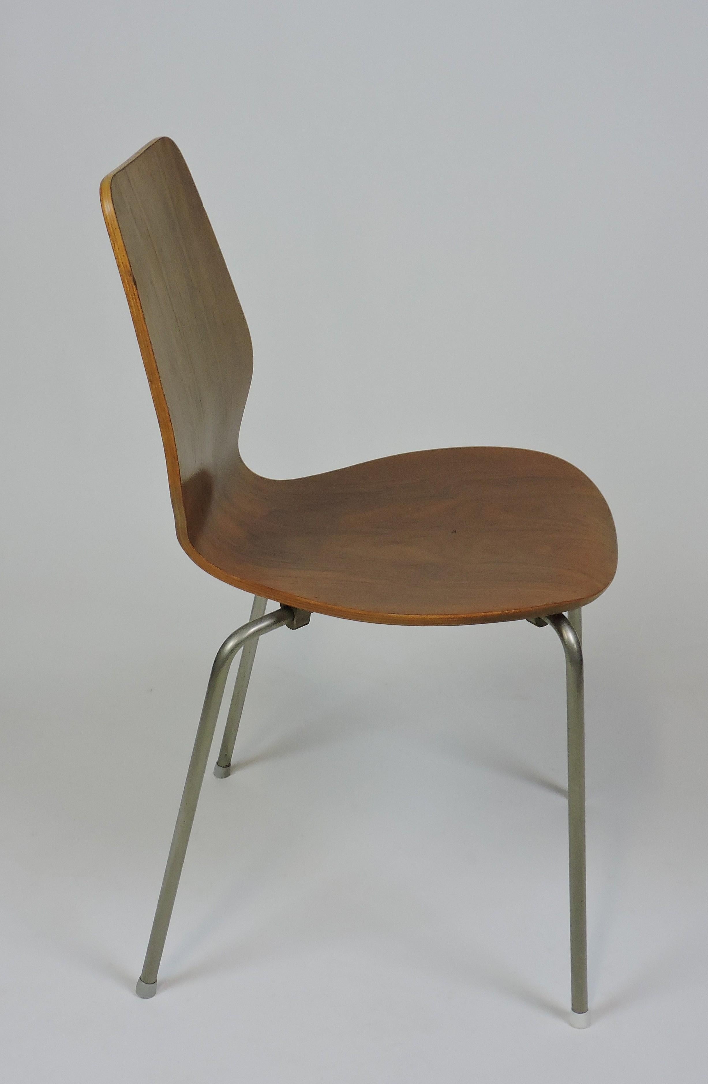 Chaise de salle à manger, d'appoint ou de bureau en bois courbé danois moderne du milieu du siècle dernier Bon état - En vente à Chesterfield, NJ