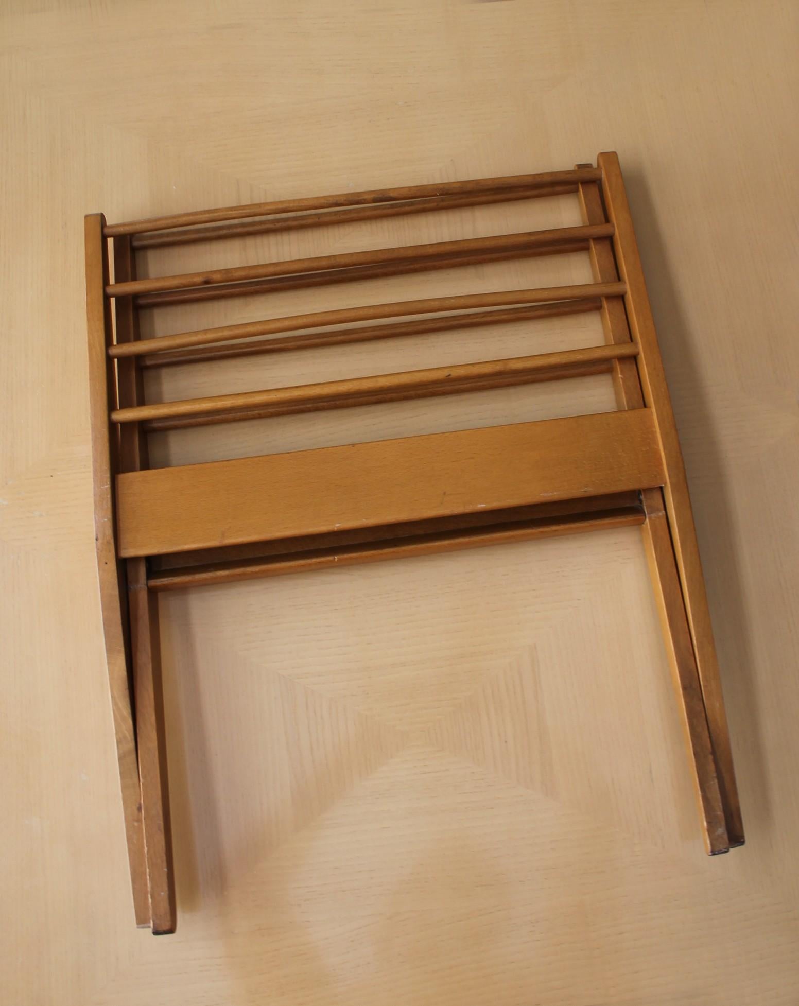 20th Century Mid Century Danish Modern Blond Maple Magazine Rack 1950s Beautiful Design! MCM For Sale