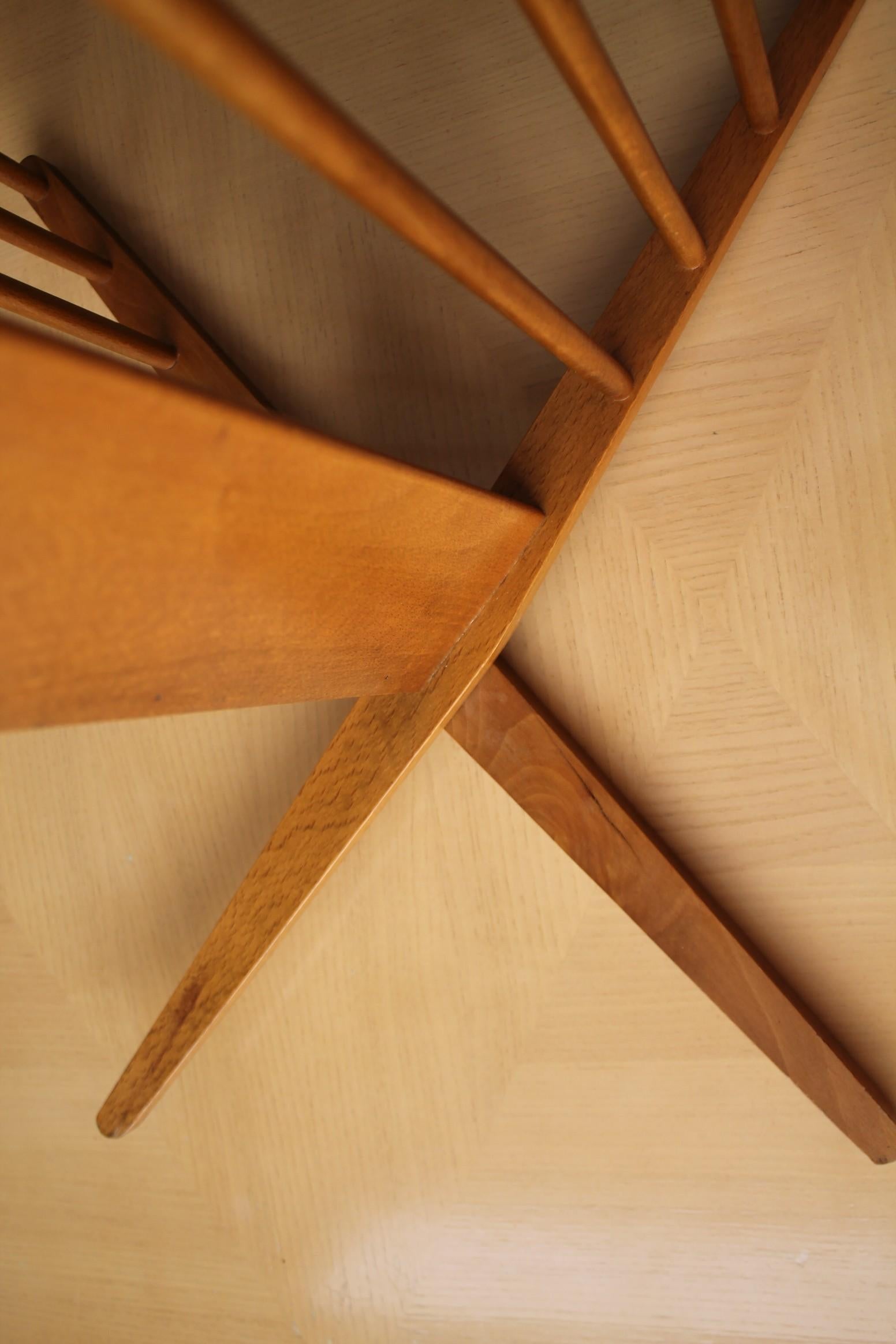 Mid Century Danish Modern Blond Maple Magazine Rack 1950s Beautiful Design! MCM For Sale 1