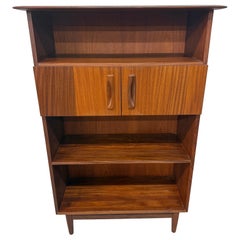 Librería moderna danesa de mediados de siglo