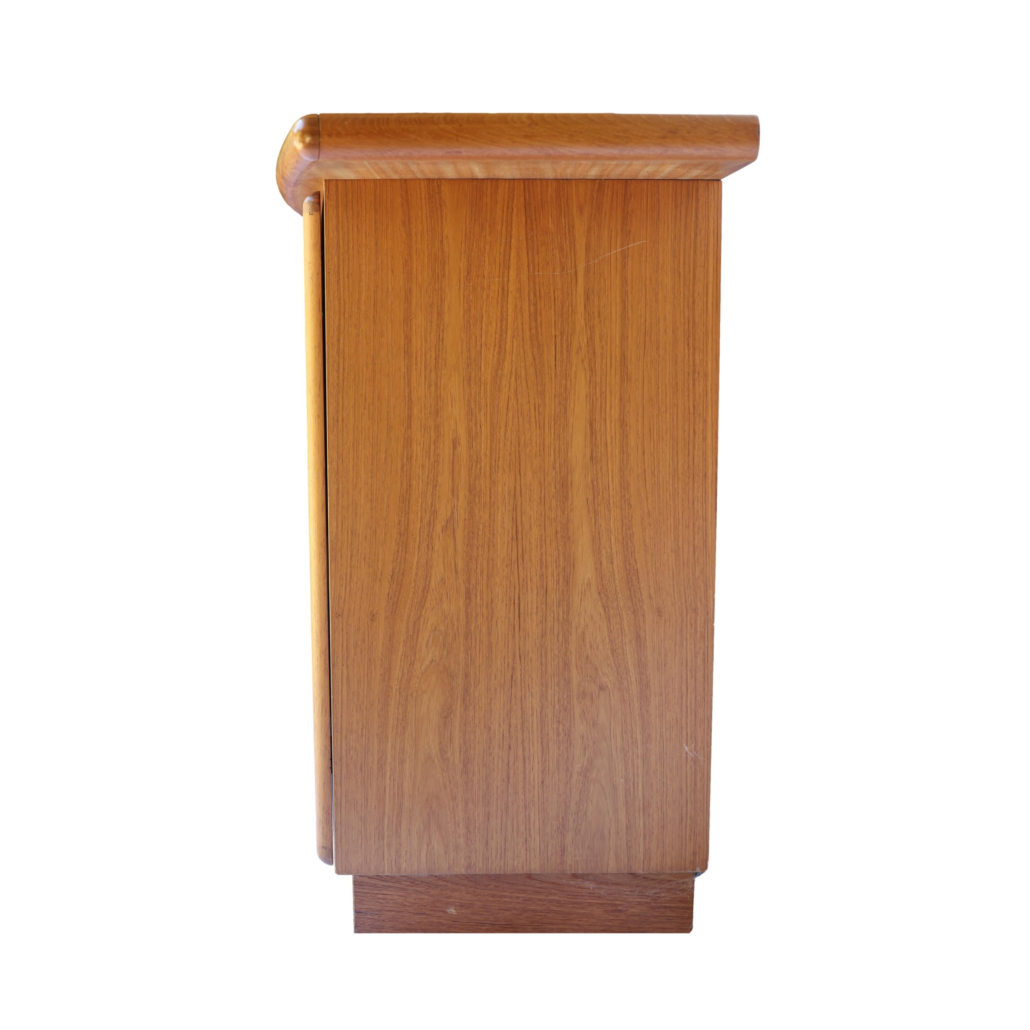 Mid-Century Danish Modern Bowfront Skovby Teak Sideboard, Ca. 1968 In Good Condition In Banner Elk, NC