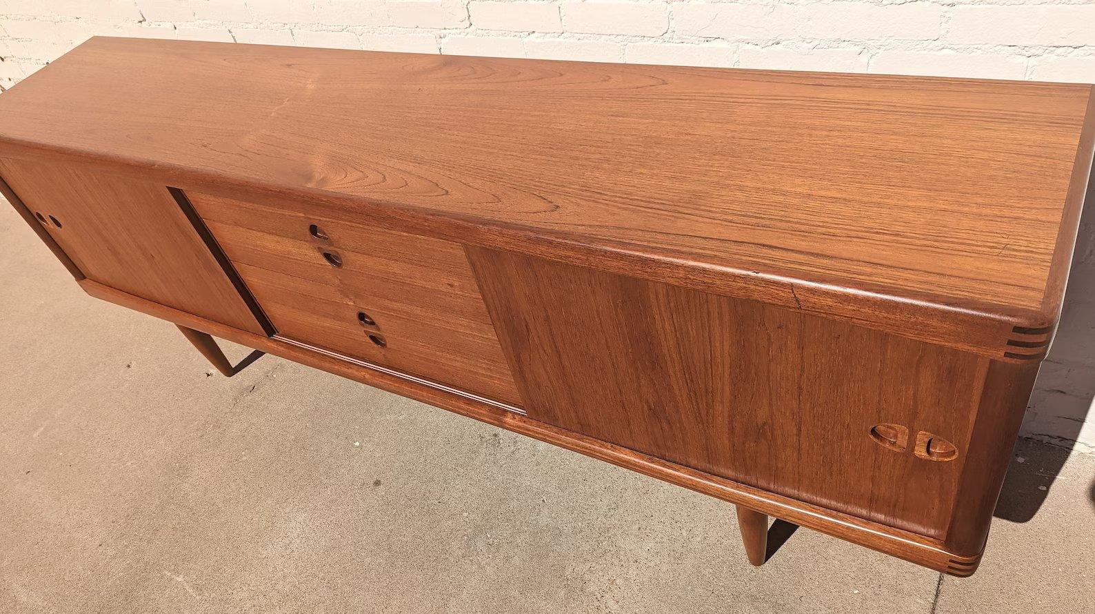 Mid Century Danish Modern Bramin Sideboard In Good Condition For Sale In Tulsa, OK