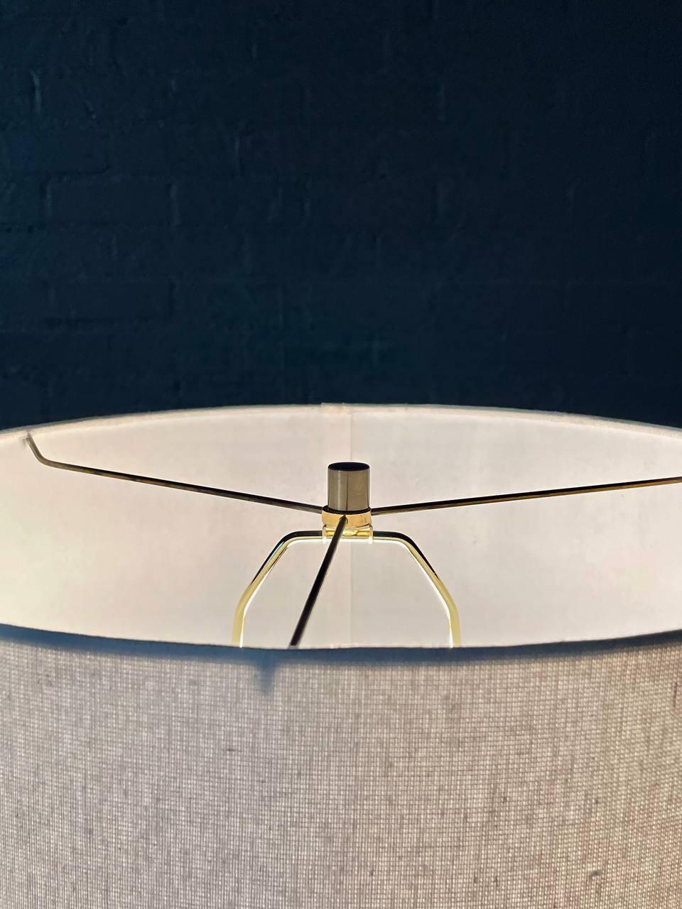 Danois Lampe de table moderne danoise du milieu du siècle en céramique par Soholm, Danemark - Signée en vente
