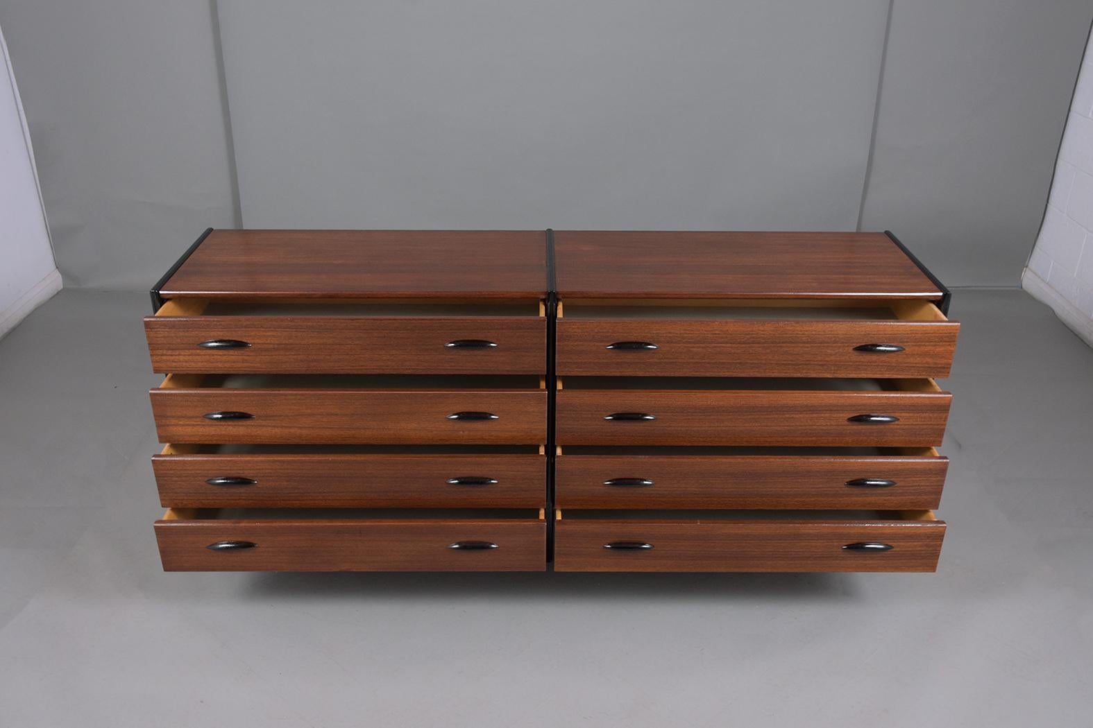 Mid-Century Danish Modern Chest of Drawers In Good Condition In Los Angeles, CA