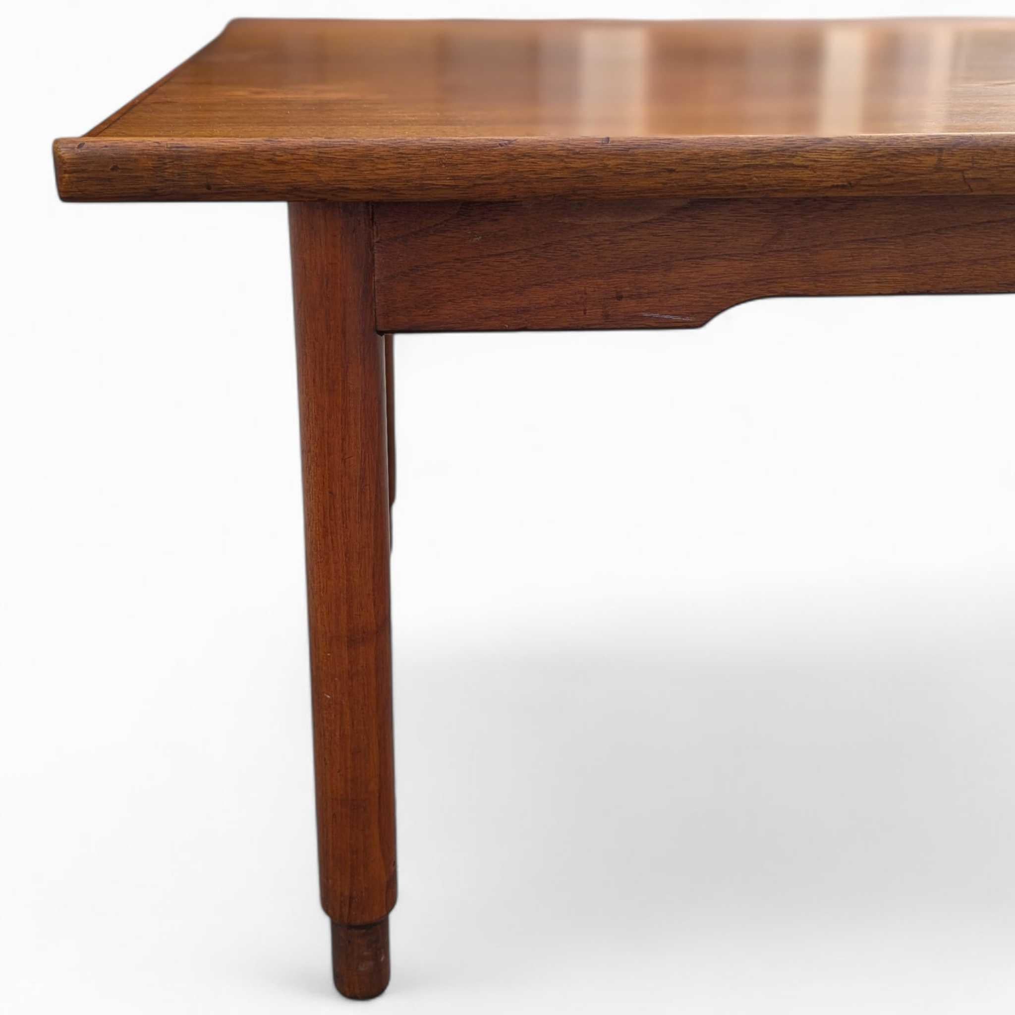 Mid-Century Danish Modern Coffee Table, Sculptural Legs, Teak, c. 1960s For Sale 10