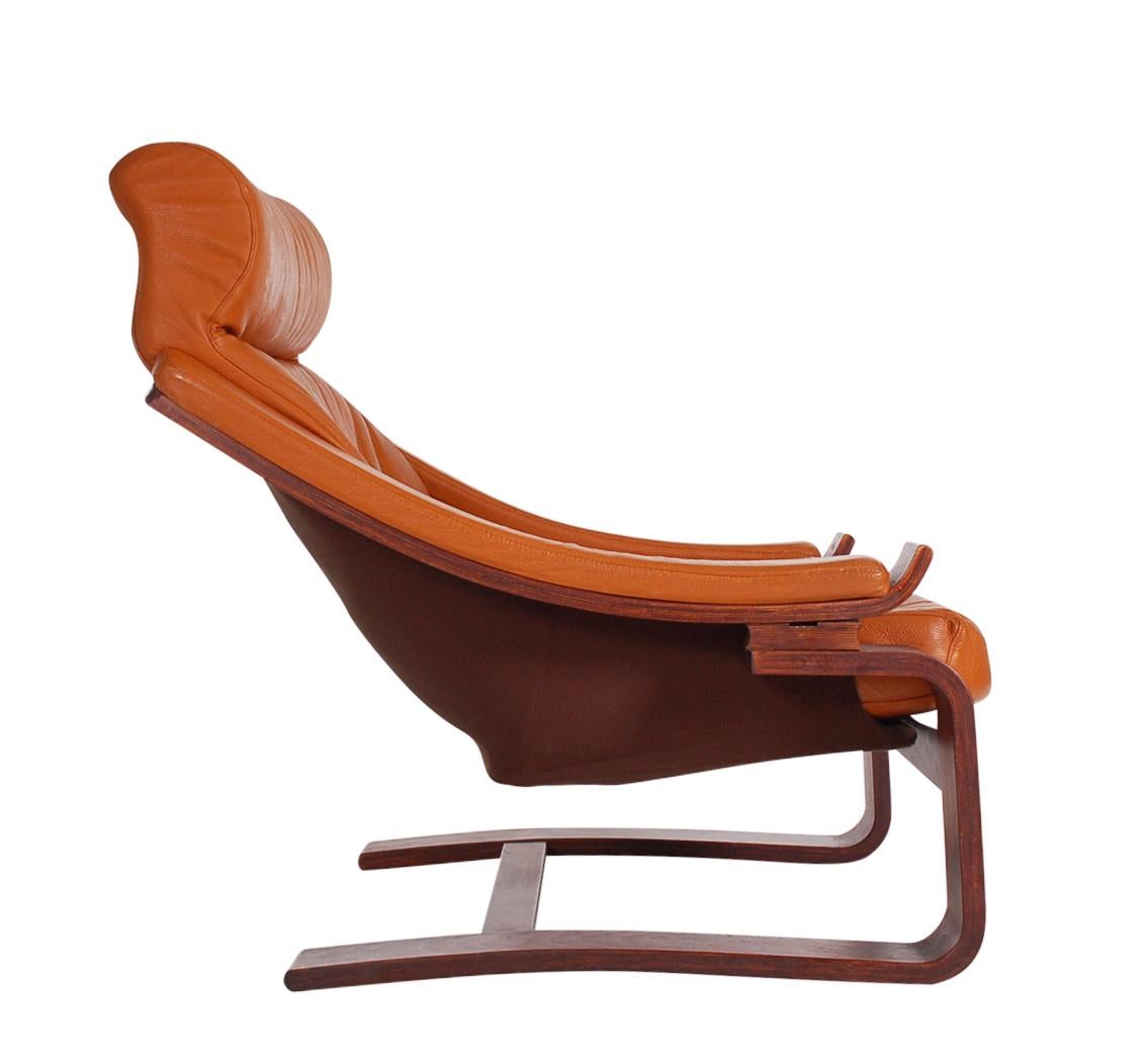 Fauteuil de salon danois moderne du milieu du siècle en cuir cognac d'après Percival Lafer Bon état - En vente à Philadelphia, PA