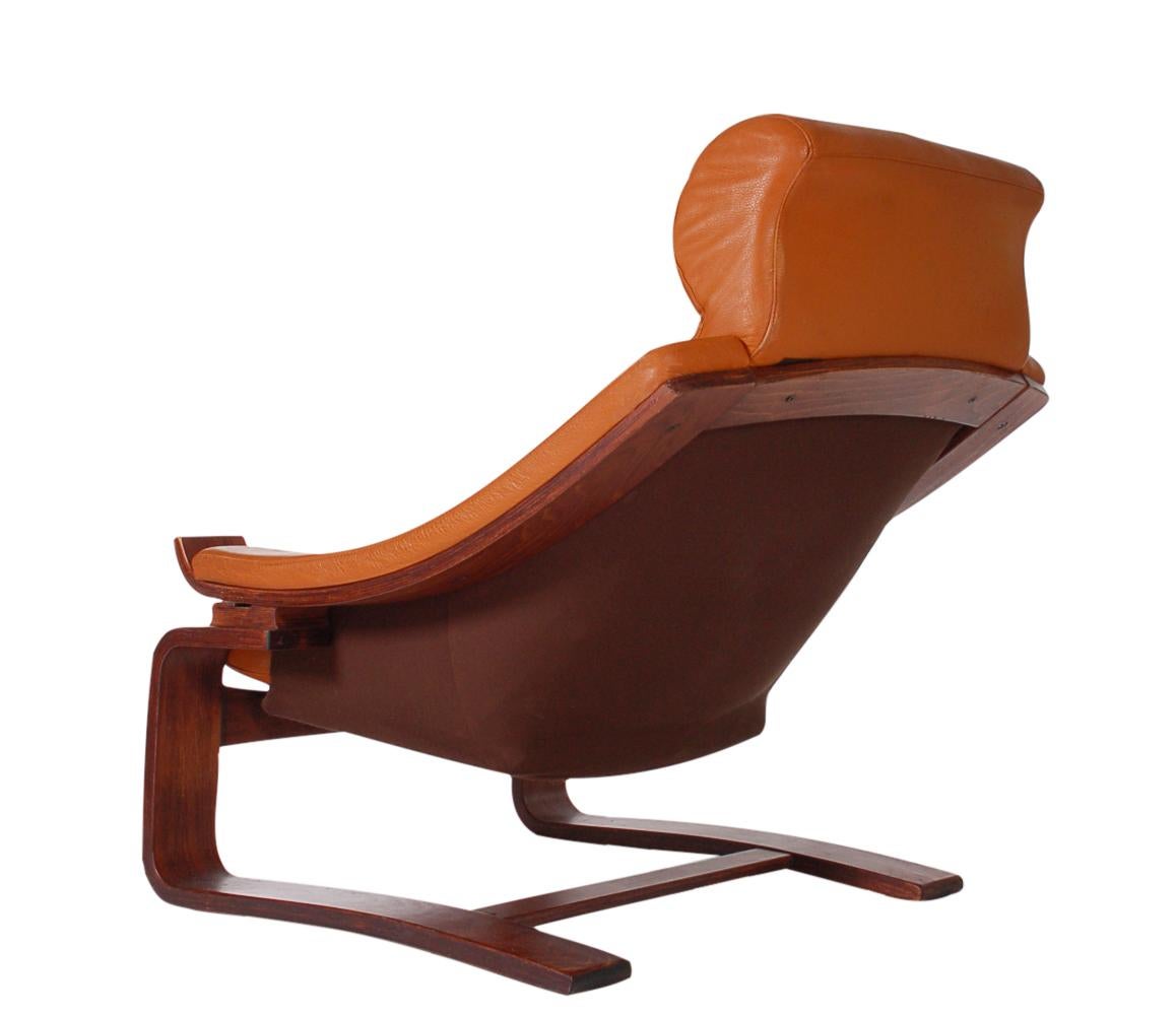 Midcentury Danish Modern Cognac Leather Lounge Chair after Percival Lafer In Good Condition For Sale In Philadelphia, PA