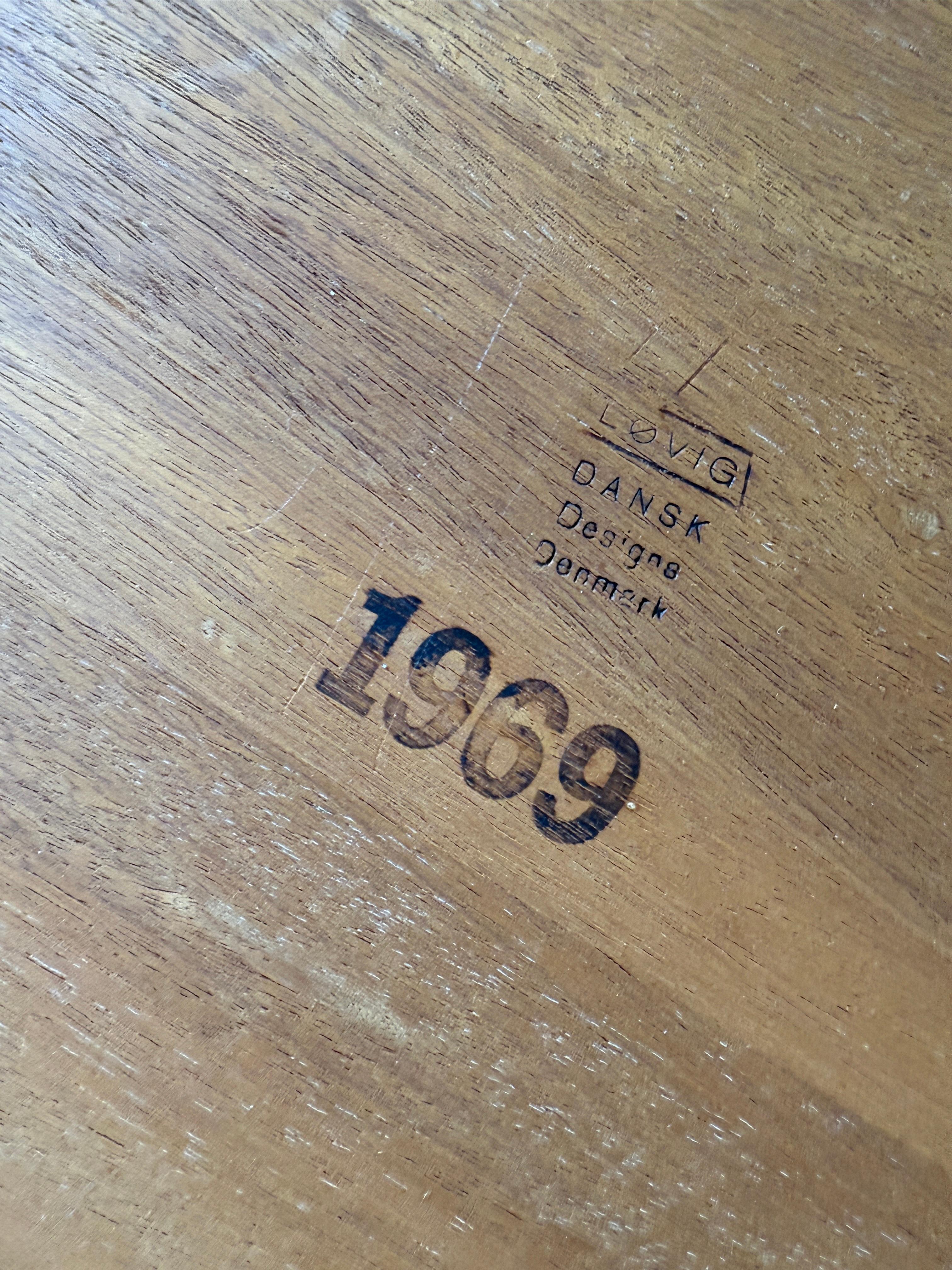 20ième siècle Crédence danoise moderne du milieu du siècle dernier en teck Dansk Lovig avec porte tambour en vente
