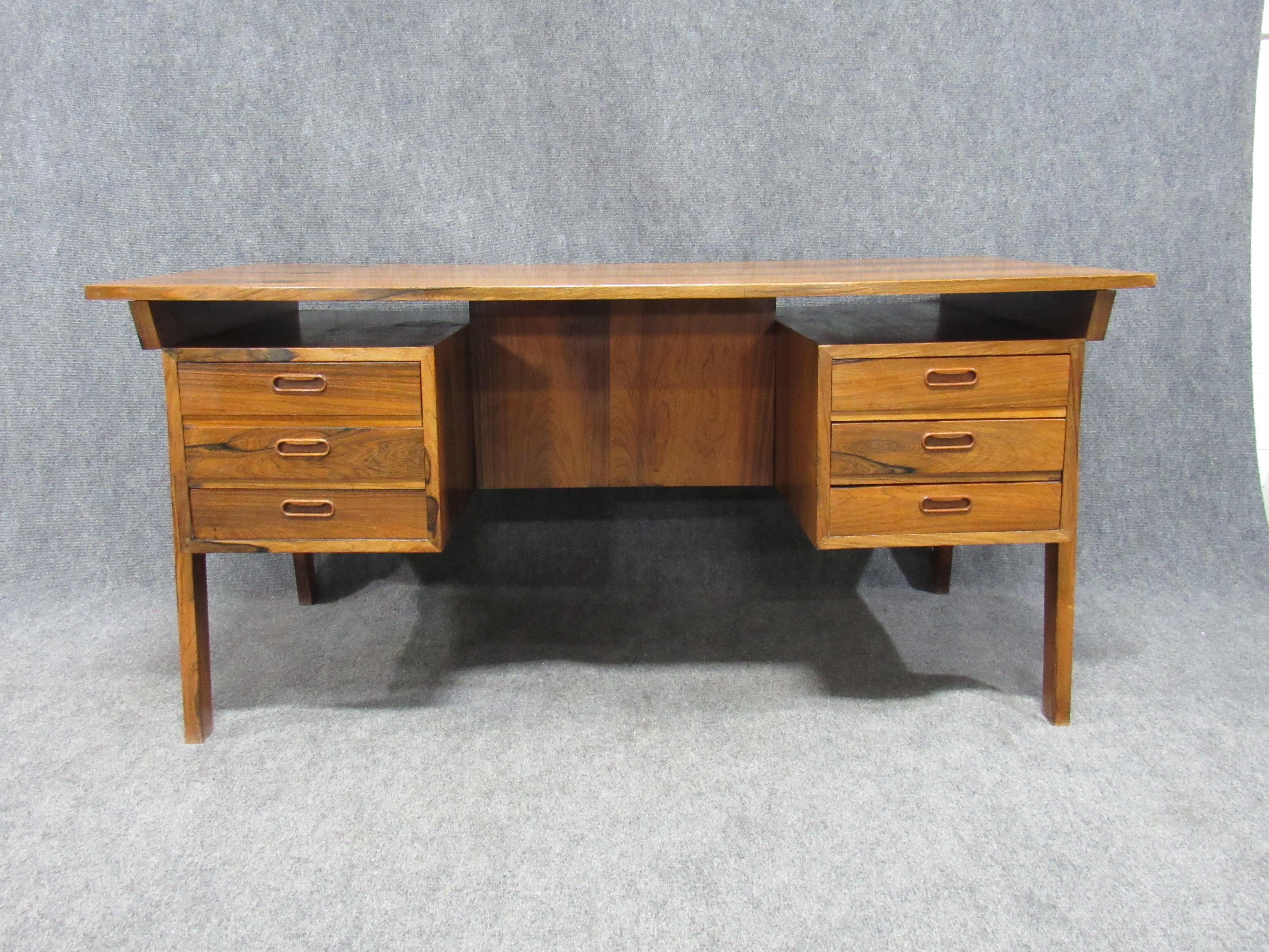 Midcentury Danish Modern Desk Crafted in Dramatically Figured Rosewood 9