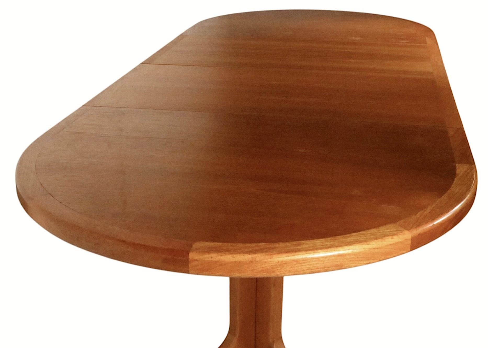 Teak Mid Century Danish Modern Dining Table with two Leaves att. to Glostrup c. 1970s