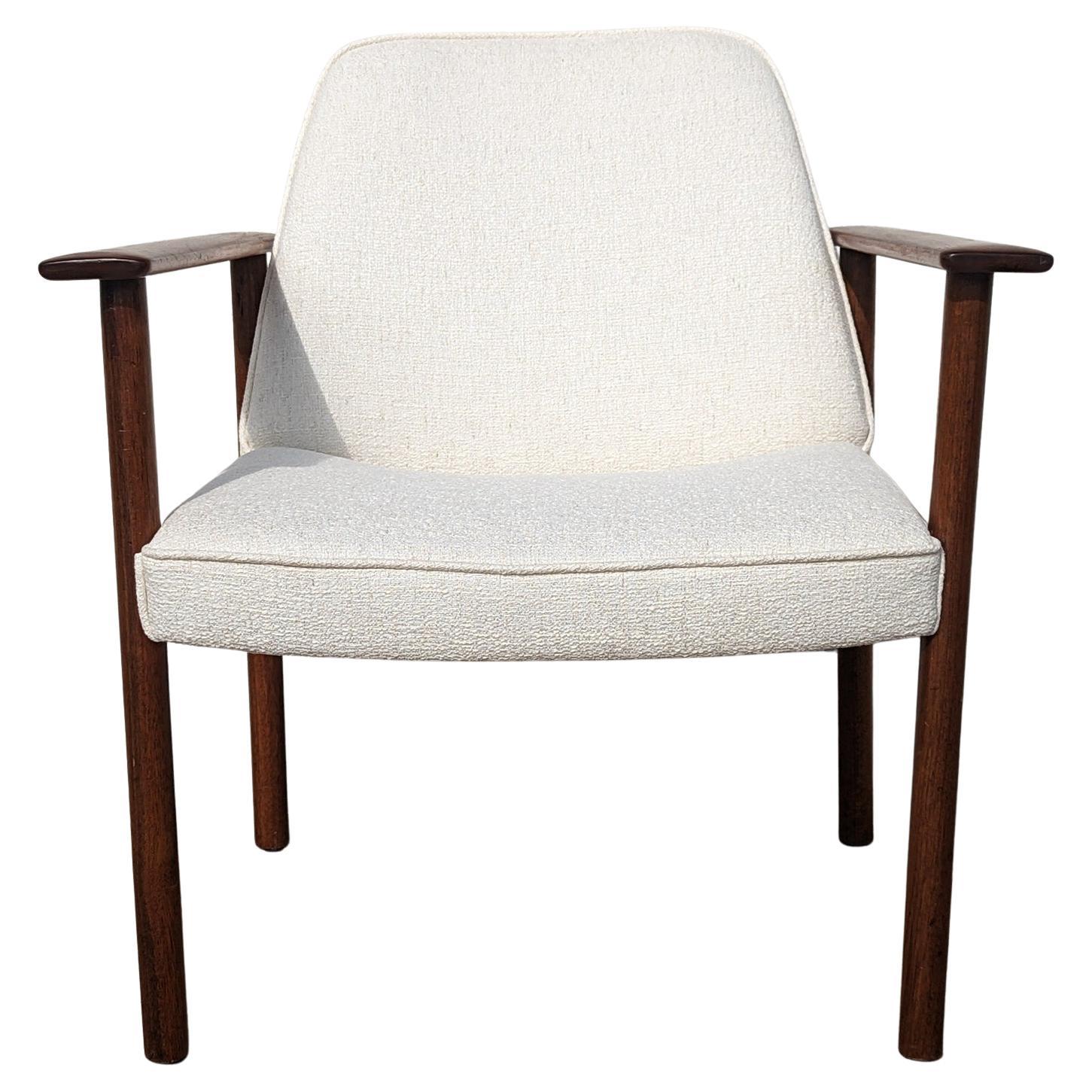 Mid Century Danish Modern Dokka Mobler Side Chair

Above average vintage condition and structurally sound. Has some expected slight finish wear and scratching on frame. Upholstery and seat straps are new. Outdoor listing pictures might appear