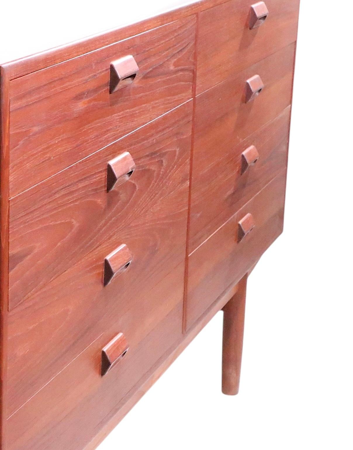 Mid Century Danish Modern Dresser by Boge Mogensen for Soberg Mobelfabrik in vendita 4