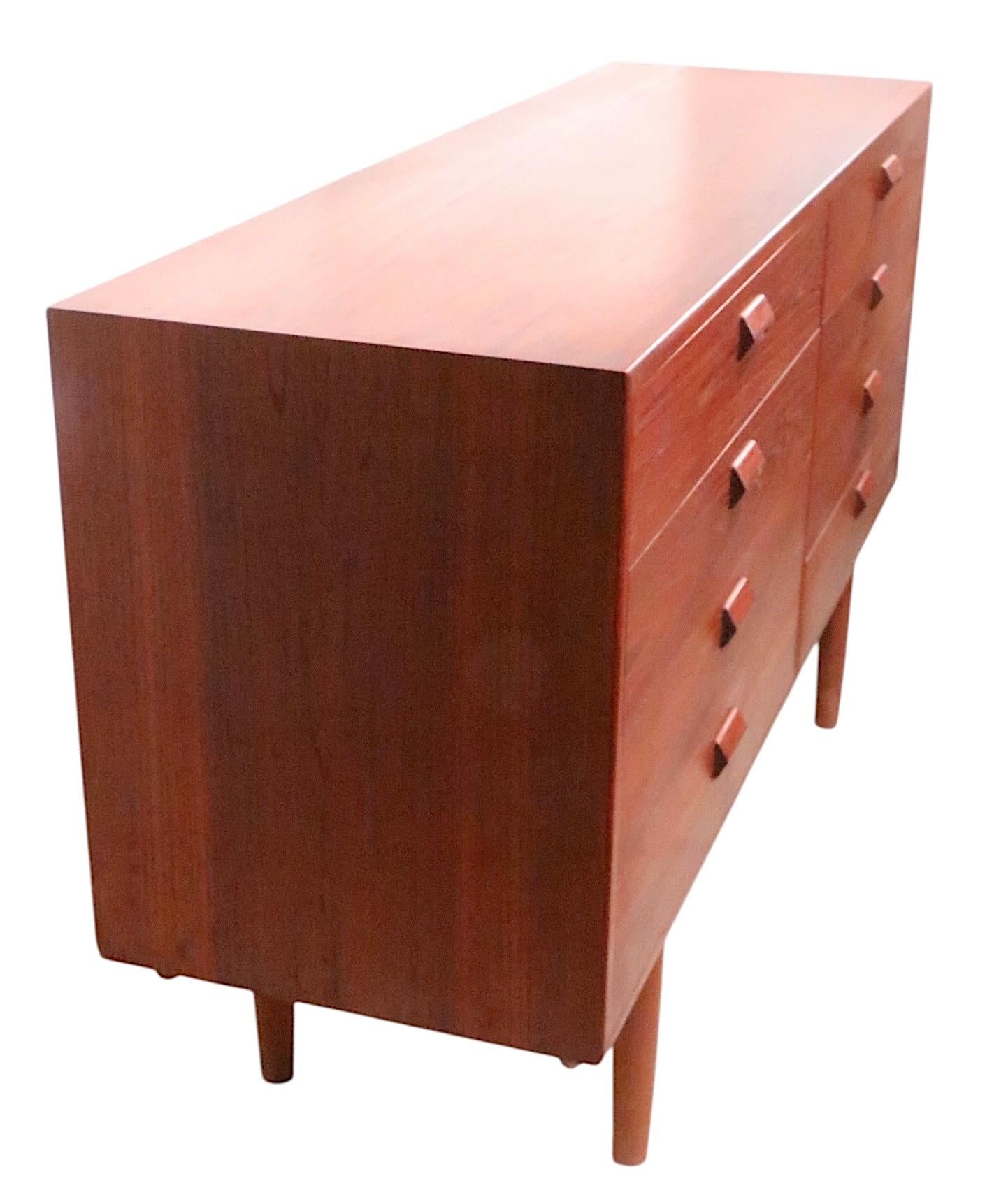 Mid Century Danish Modern Dresser by Boge Mogensen for Soberg Mobelfabrik in vendita 5