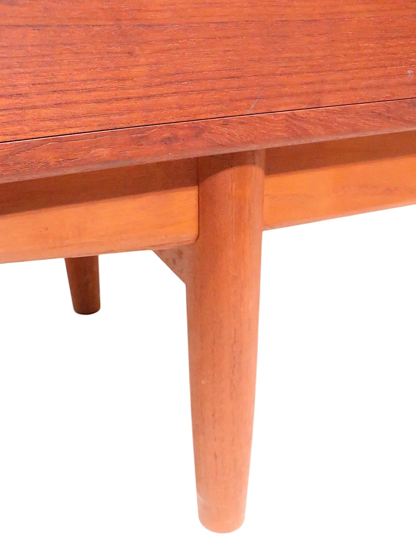 Mid Century Danish Modern Dresser by Boge Mogensen for Soberg Mobelfabrik in vendita 6