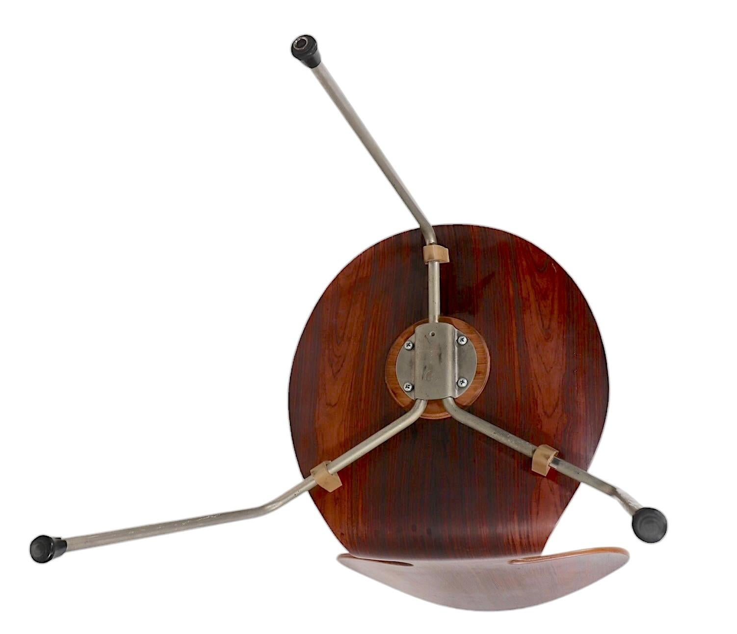Sedia danese moderna di metà secolo di Arne Jacobsen per Fritz Hansen in vendita 5
