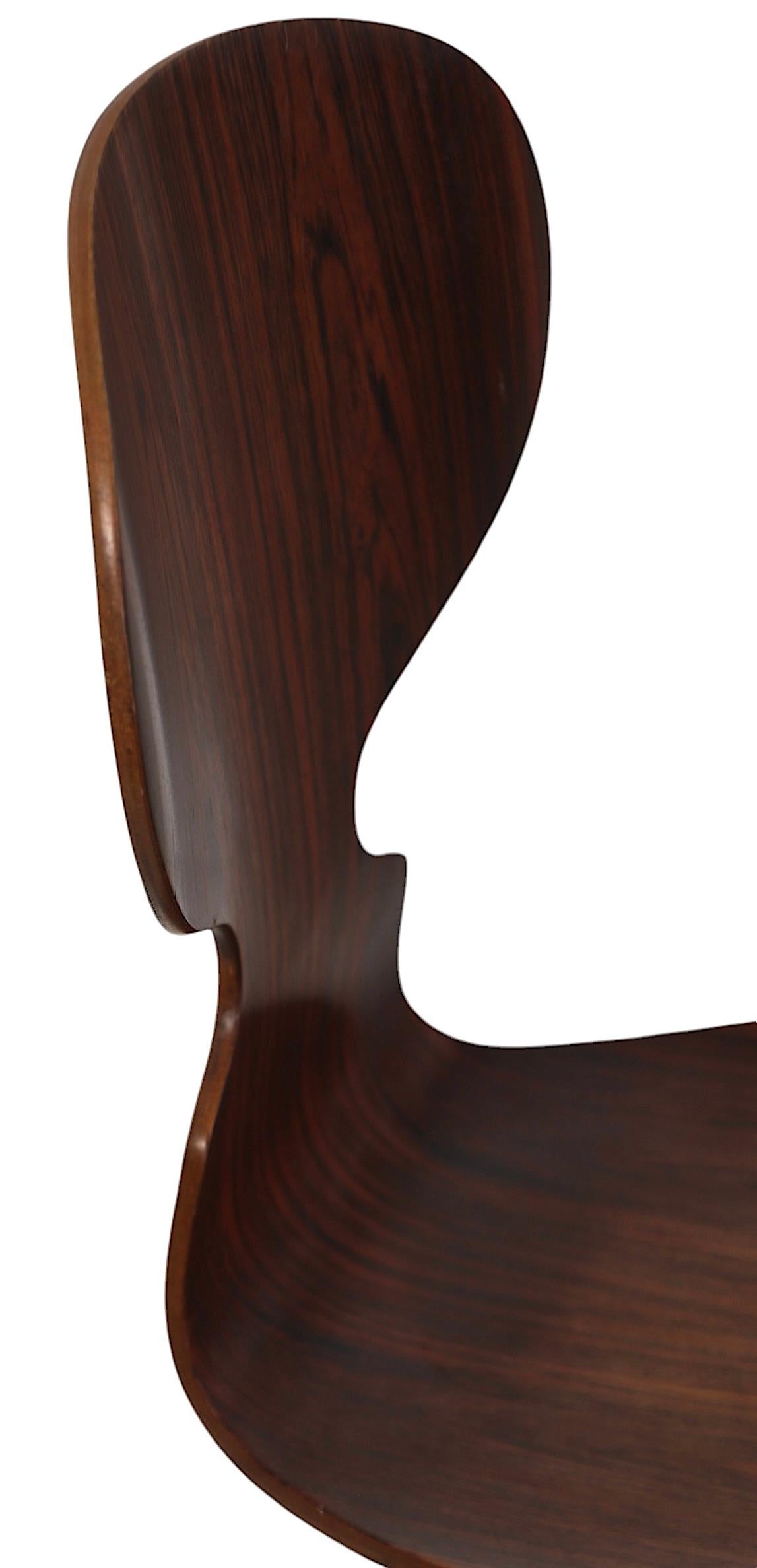 Scandinavo moderno Sedia danese moderna di metà secolo di Arne Jacobsen per Fritz Hansen in vendita