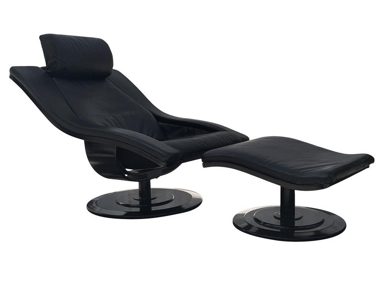 Mid-Century Modern Mid-Century Danish Modern Ebony & Leather Swivel Lounge Chair & Ottoman Set For Sale
