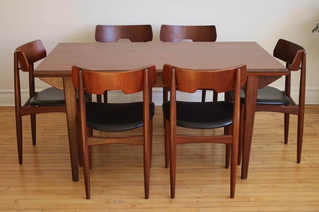 Mid-Century Danish Modern Expanding Dark Teak Dining Set 10