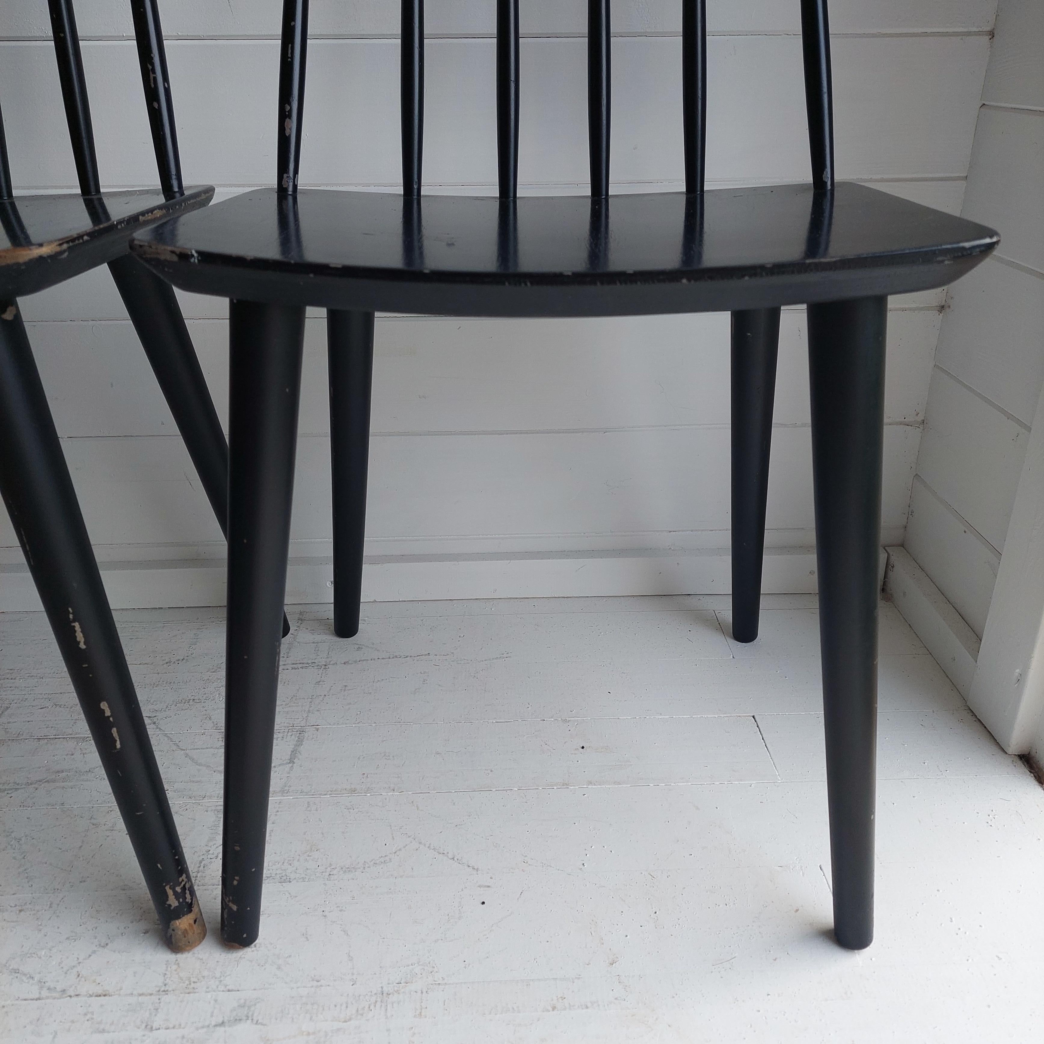 Mid Century Danish Modern Farstrup Set of 4 Spindle Black Chairs 1