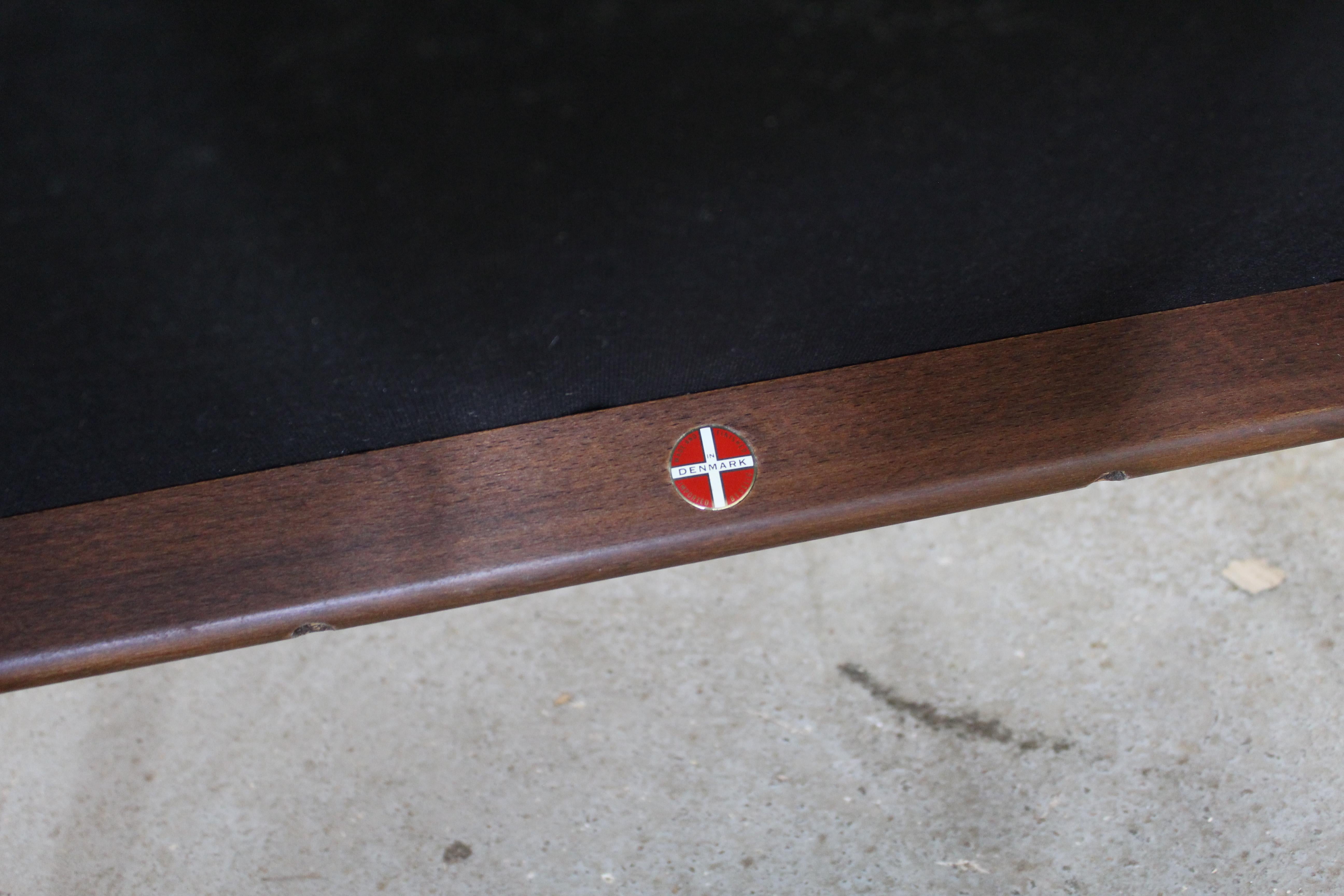 Mid-Century Danish Modern Finn Andersen Barrel Back Club Chair For Sale 7