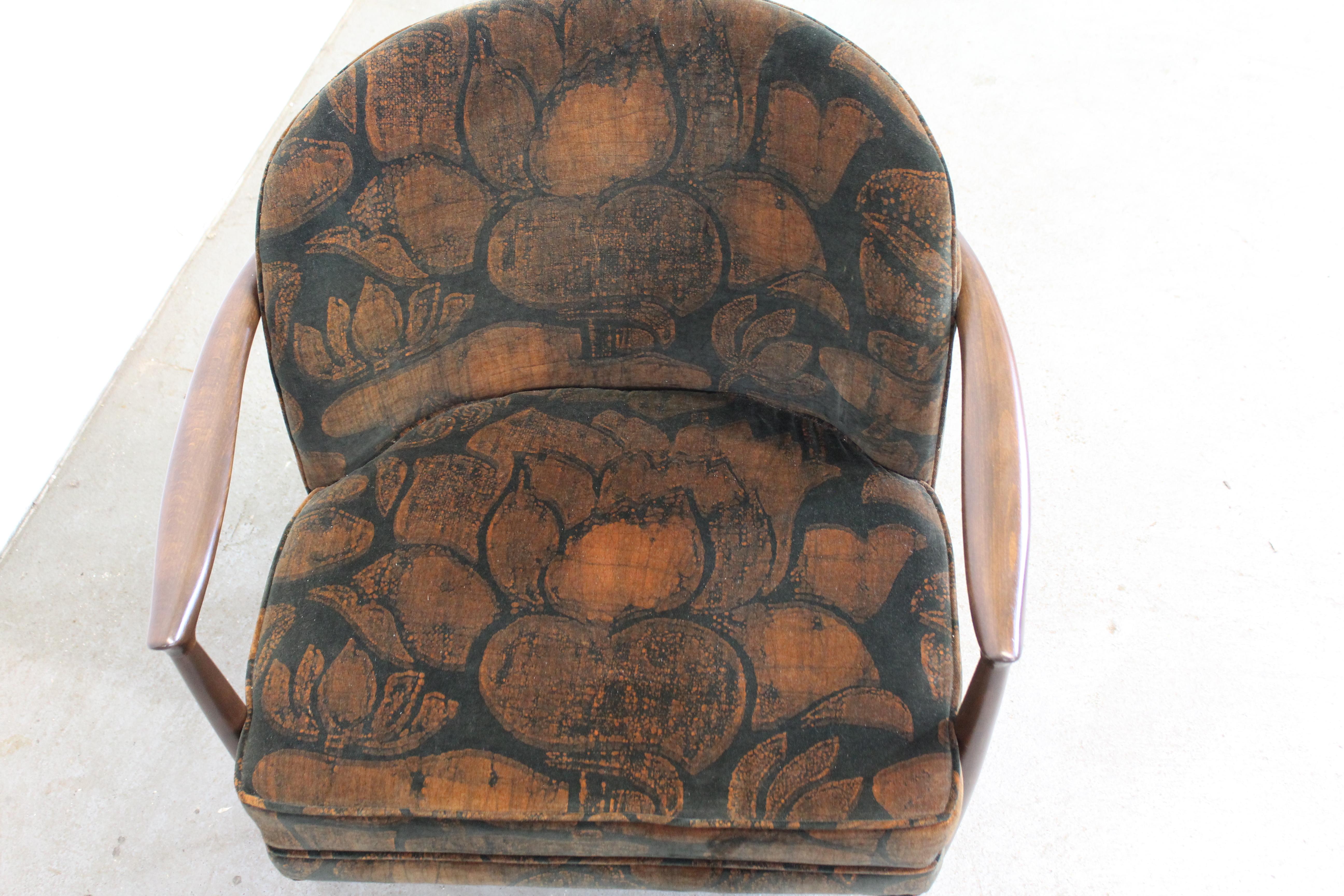 Mid-Century Danish Modern Finn Andersen Barrel Back Club Chair For Sale 9
