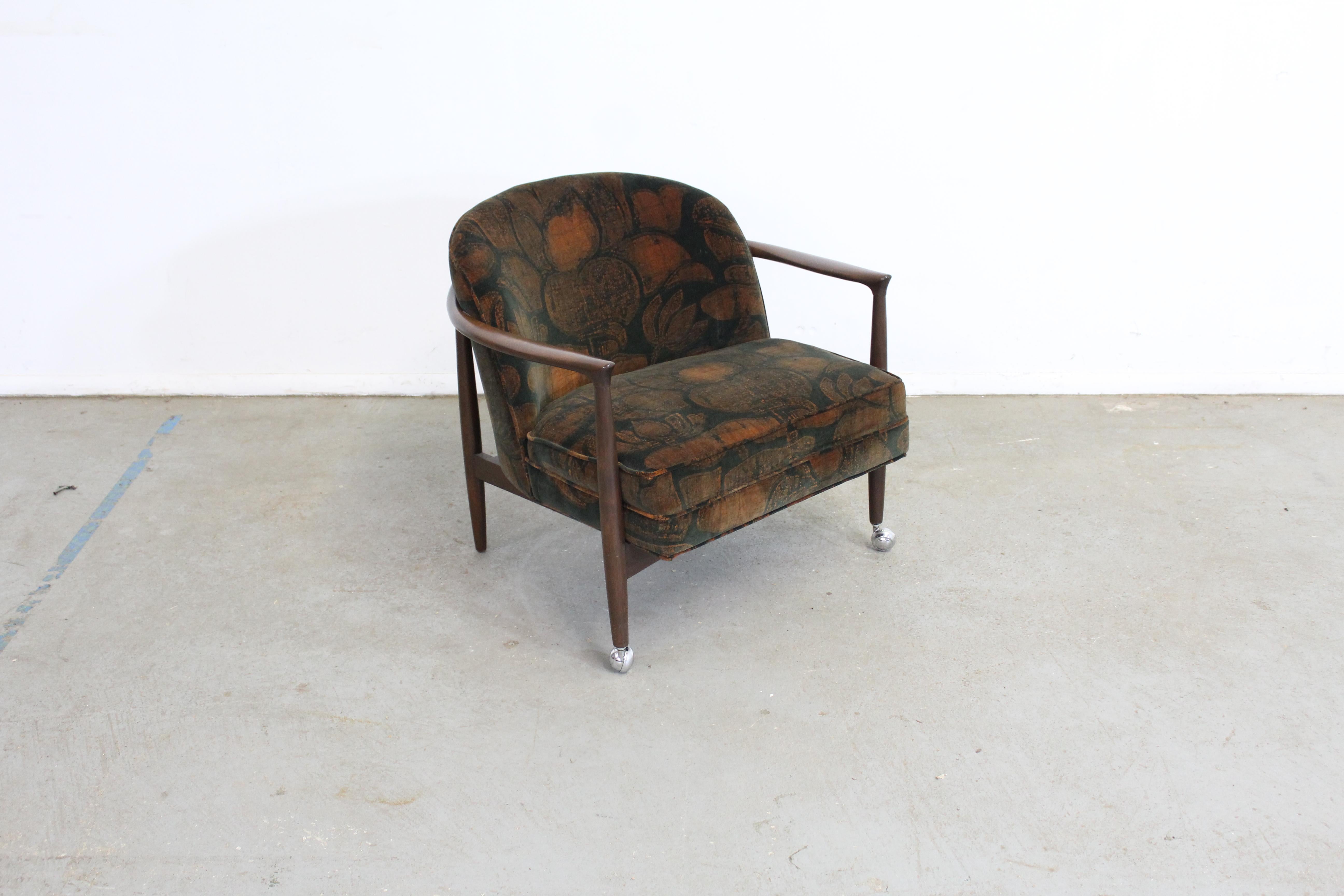 Mid-Century Modern Mid-Century Danish Modern Finn Andersen Barrel Back Club Chair For Sale