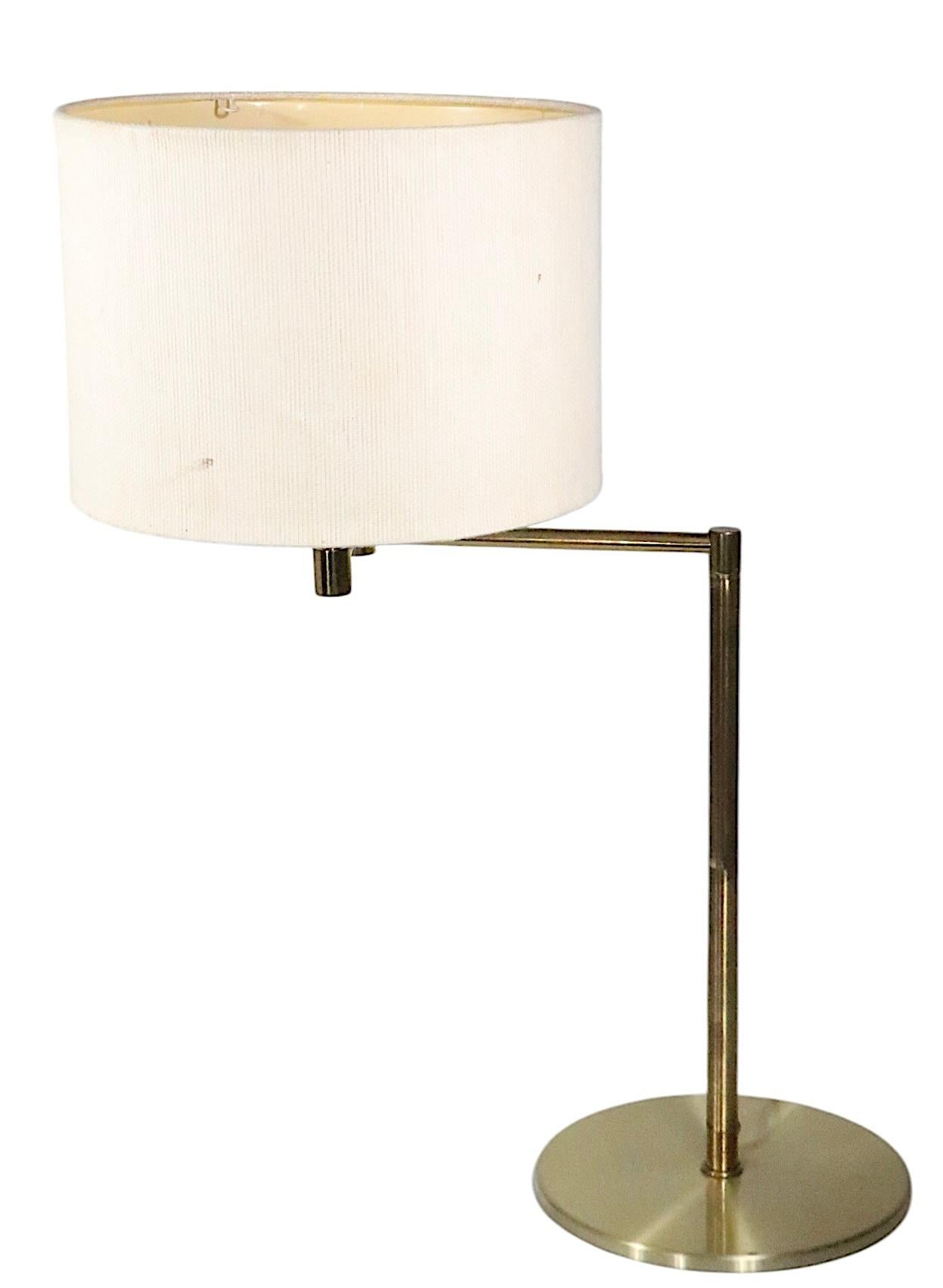 Lampe de bureau moderne danoise du milieu du siècle dernier par Frandsen d'après Nessen en vente 7