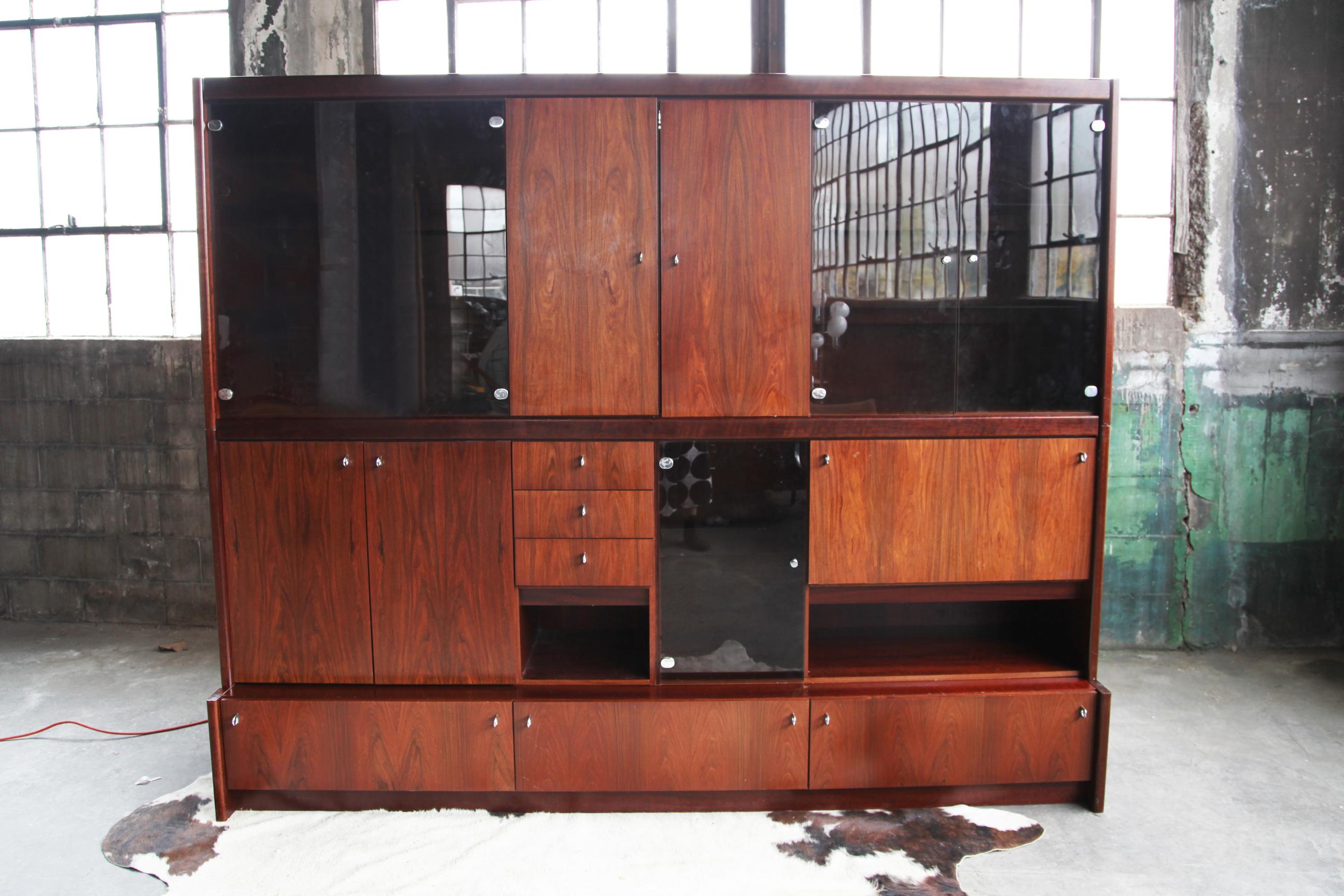 Mid Century Danish Modern Style Freestanding Rosewood Wall Unit with Lights 4