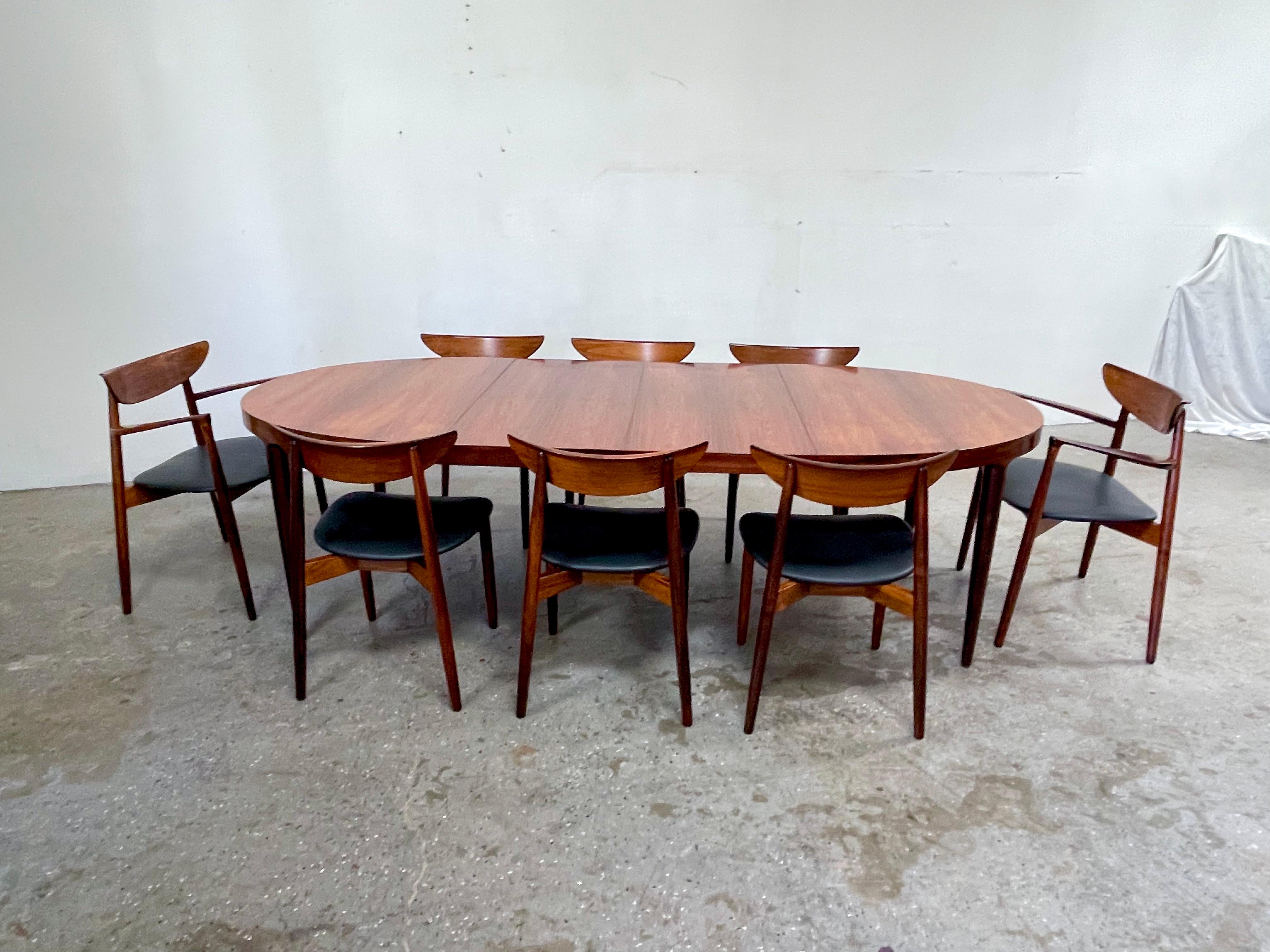 Mid-Century Danish Modern Harry Ostergaard for Moreddi Rosewood Dining Table 13