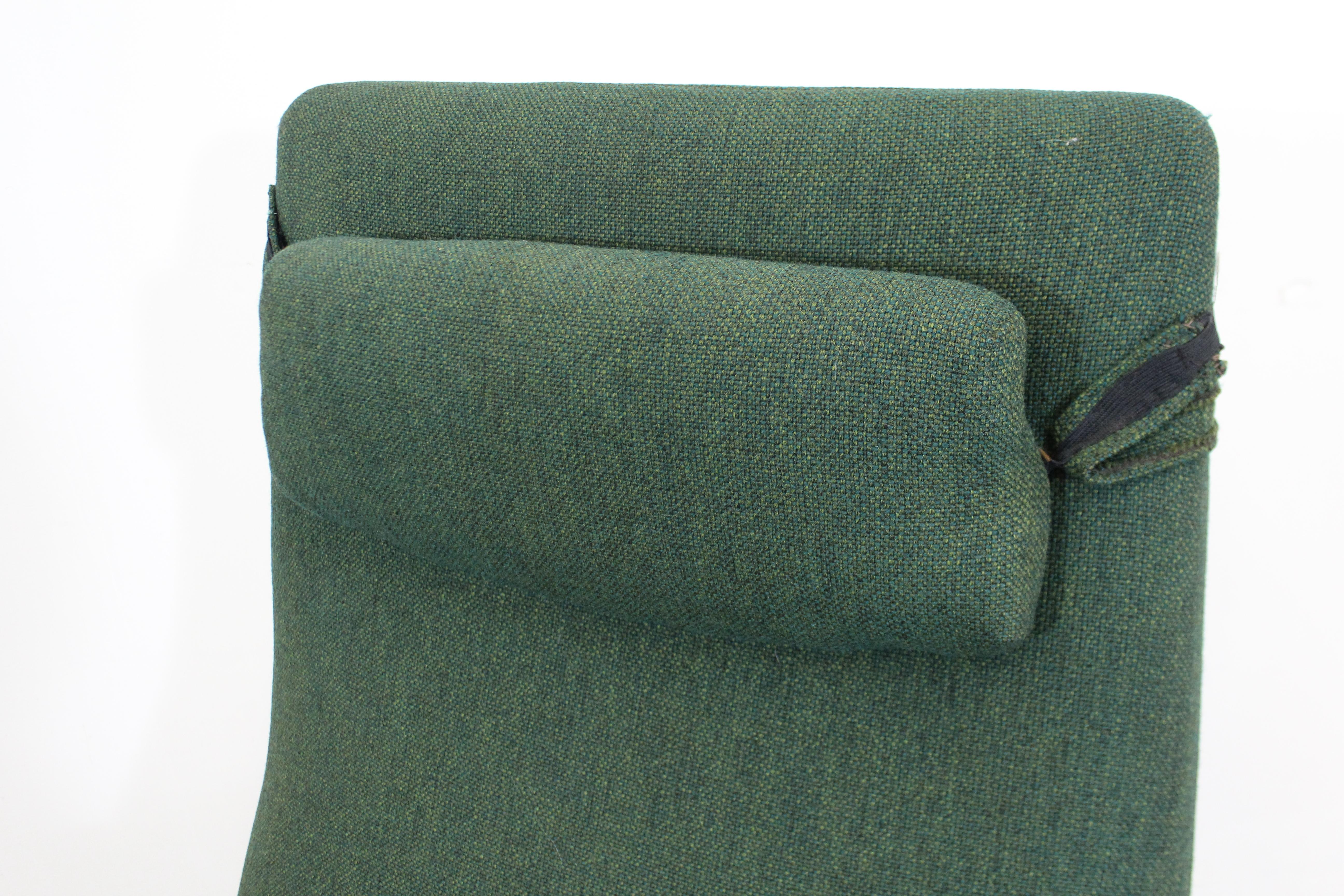 Scandinavian Modern Mid-Century Danish Modern High Back Swivel Rocker Lounge Chair For Sale