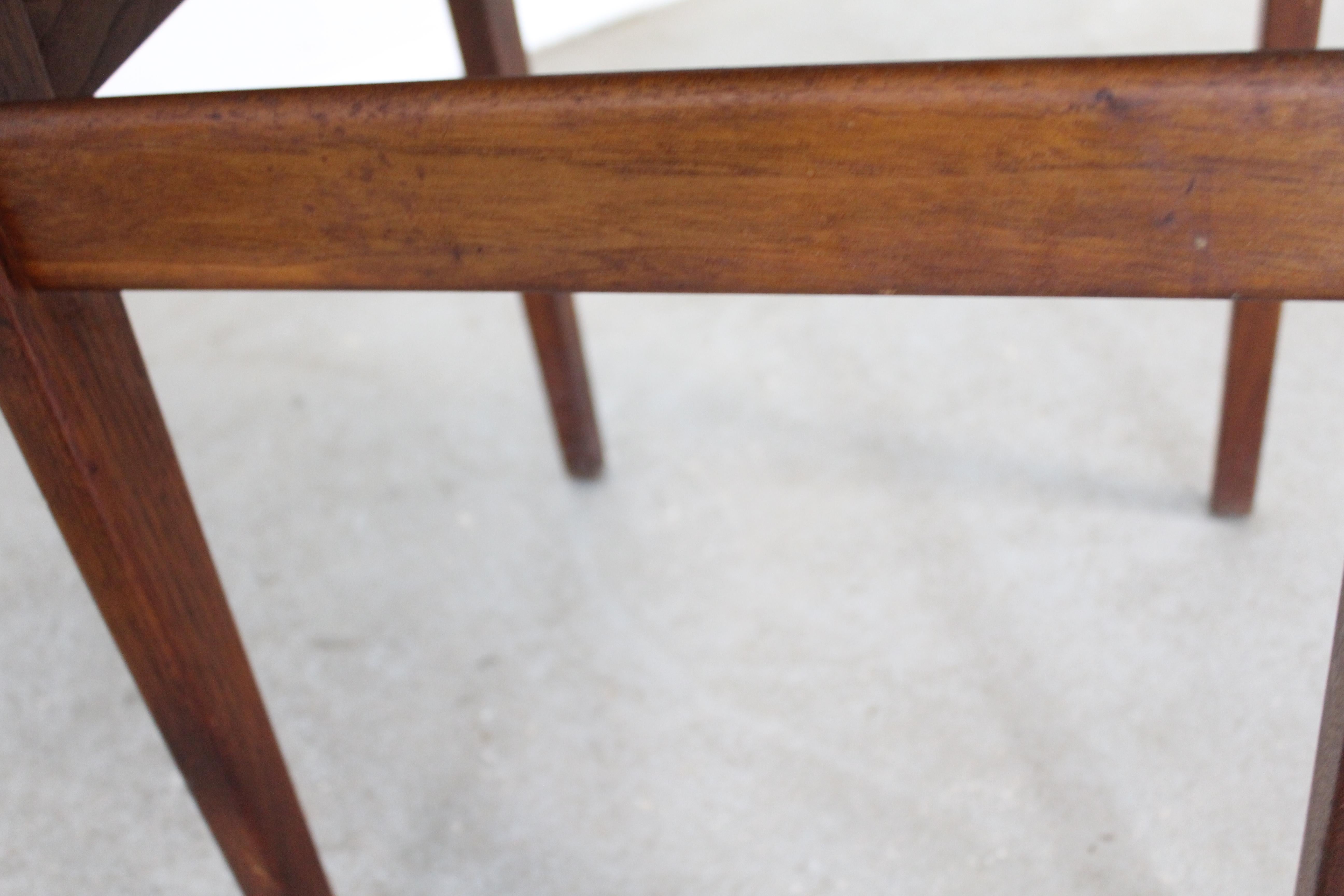 Mid-Century Danish Modern Jens Risom Walnut End/Side Table 2