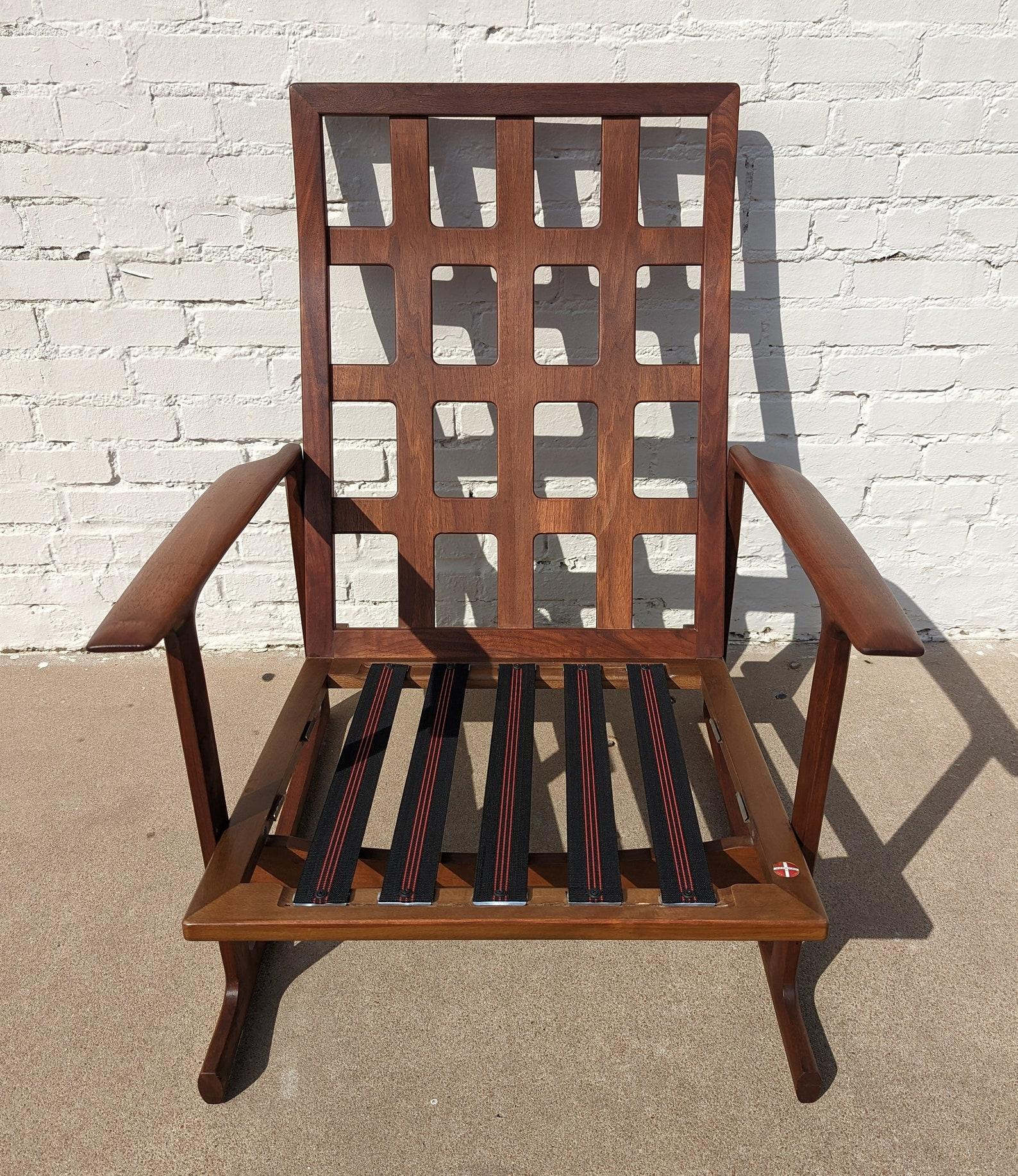 Mid-Century Modern Mid Century Danish Modern Kofod Larsen Side Chair For Sale