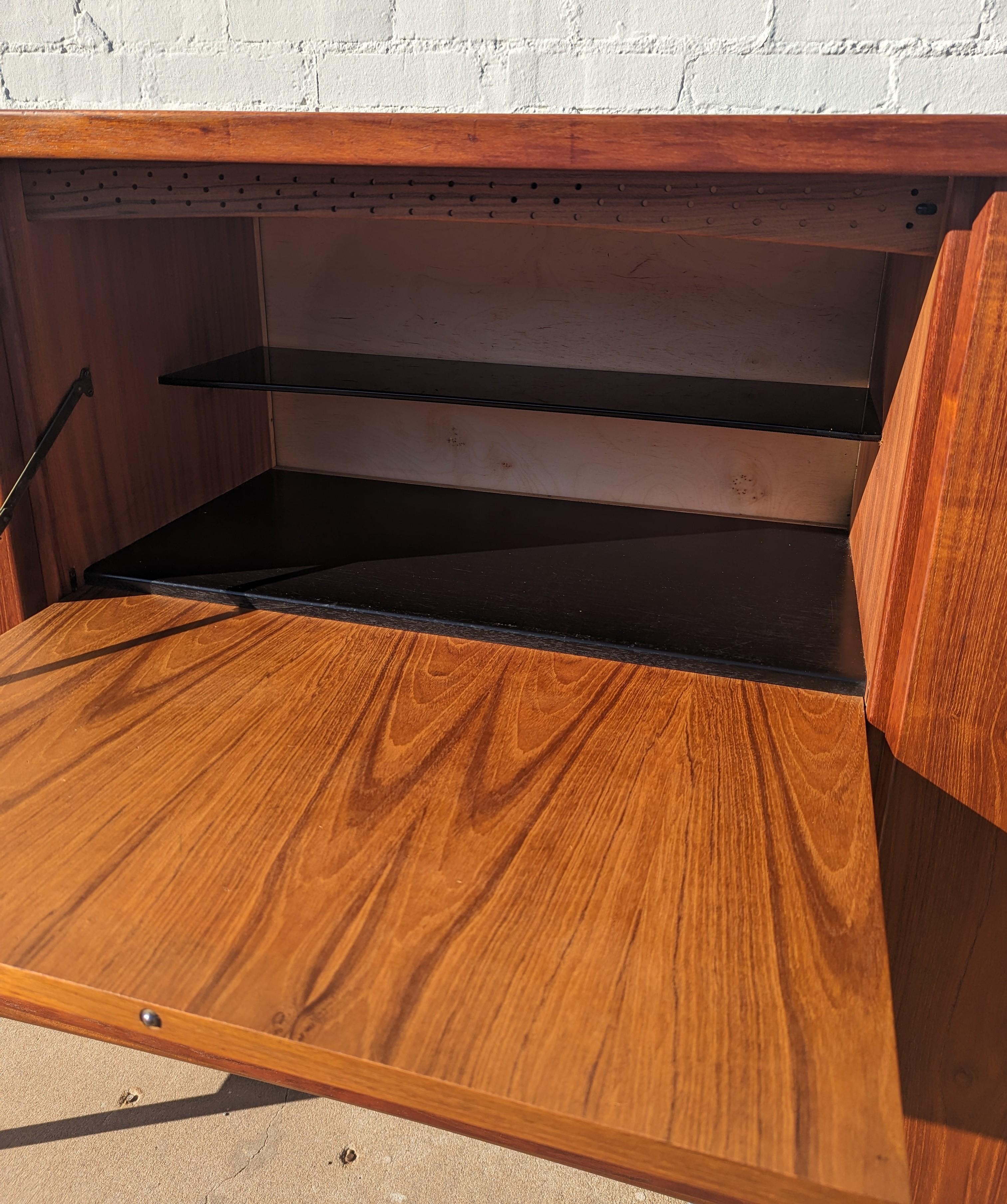 Mid Century Danish modern Kurt Ostervig Cocktail Cabinet  In Good Condition For Sale In Tulsa, OK