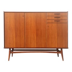 Armadio danese moderno di metà secolo in teak di grandi dimensioni