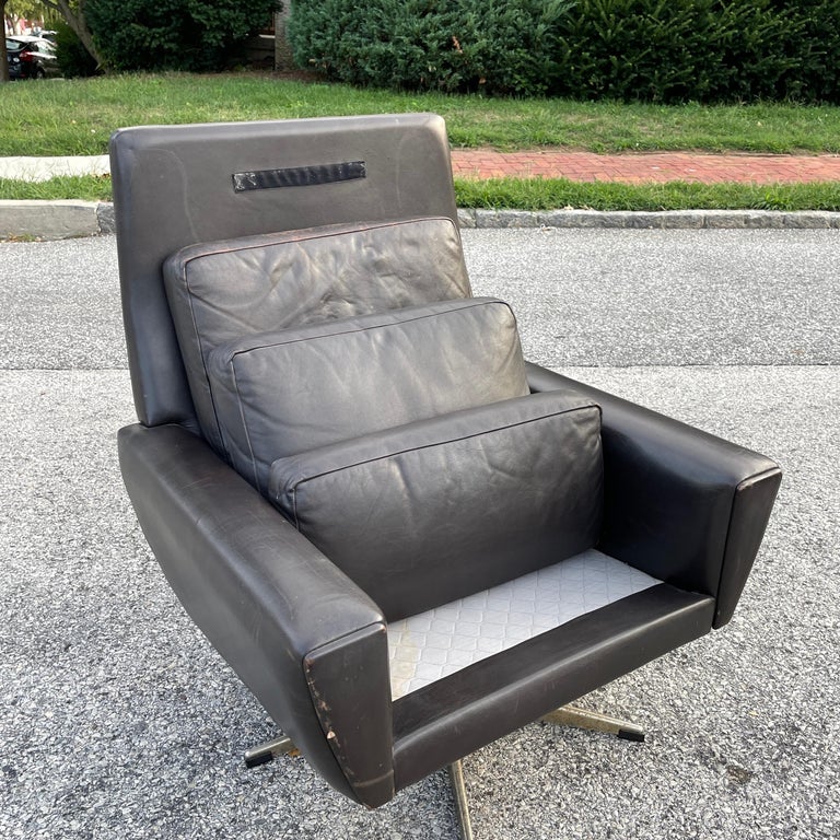 MidCentury Danish Modern Leather Lounge Chair For Sale at 1stDibs