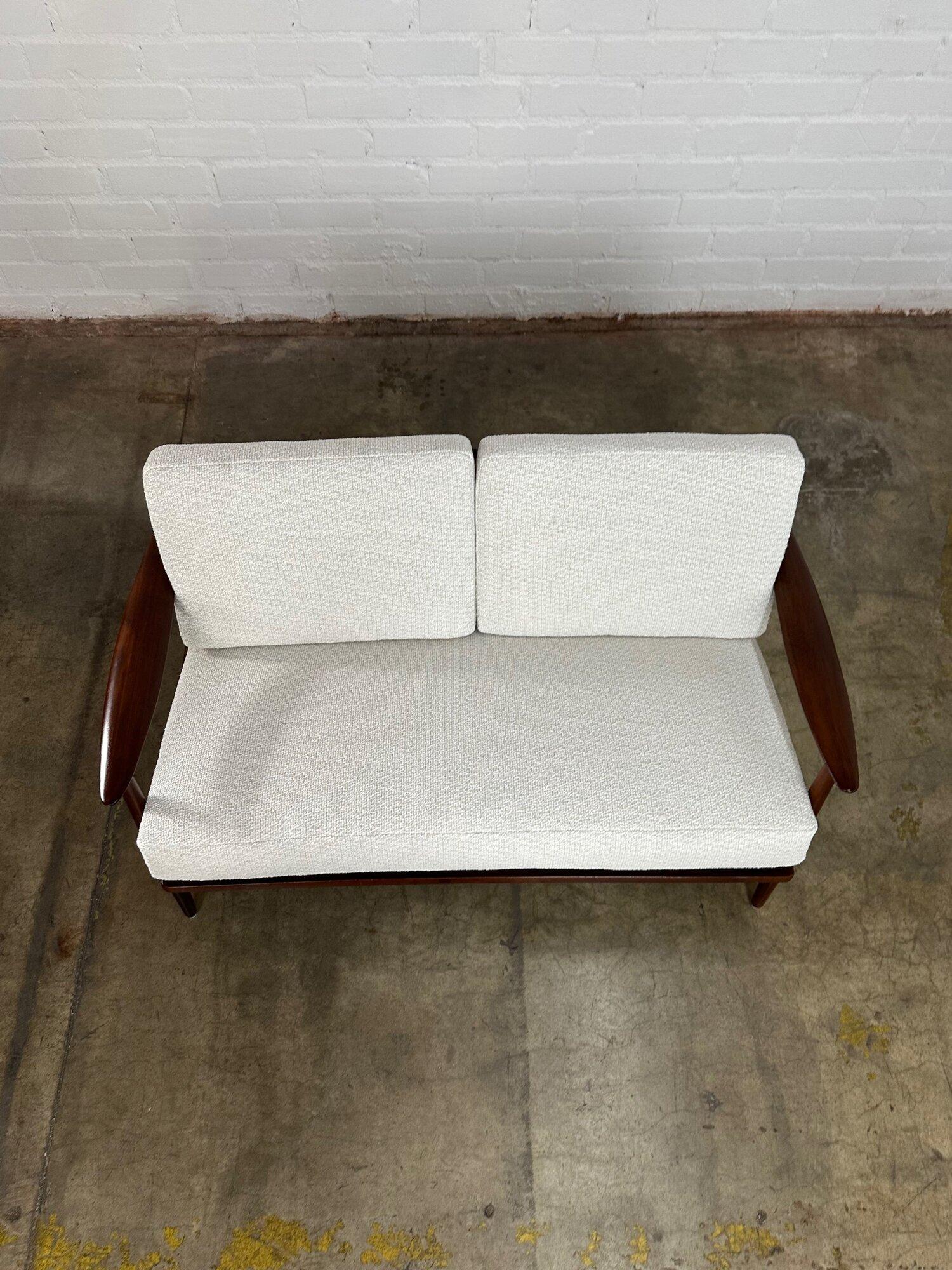 Midcentury Danish Modern Loveseat In Good Condition For Sale In Los Angeles, CA