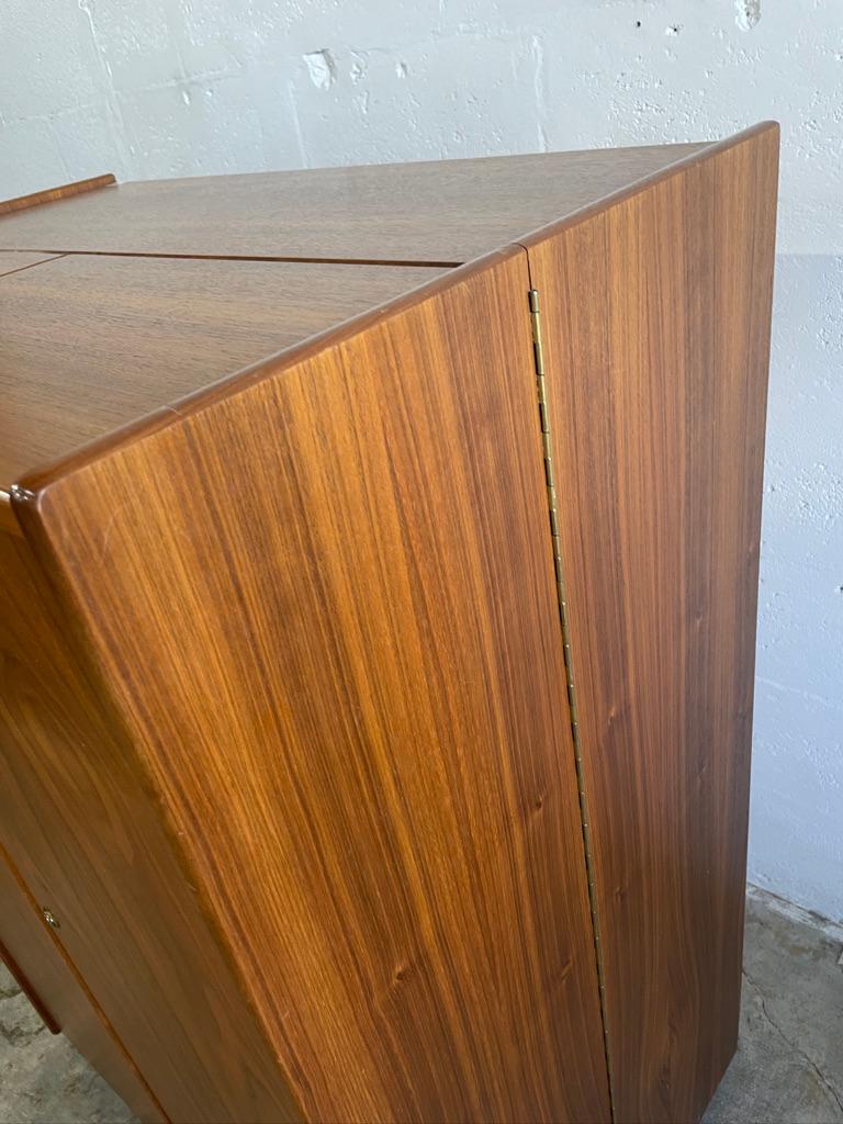 Mid Century Danish Modern “Magic Box” Desk by Mummenthaler & Meier For Sale 3