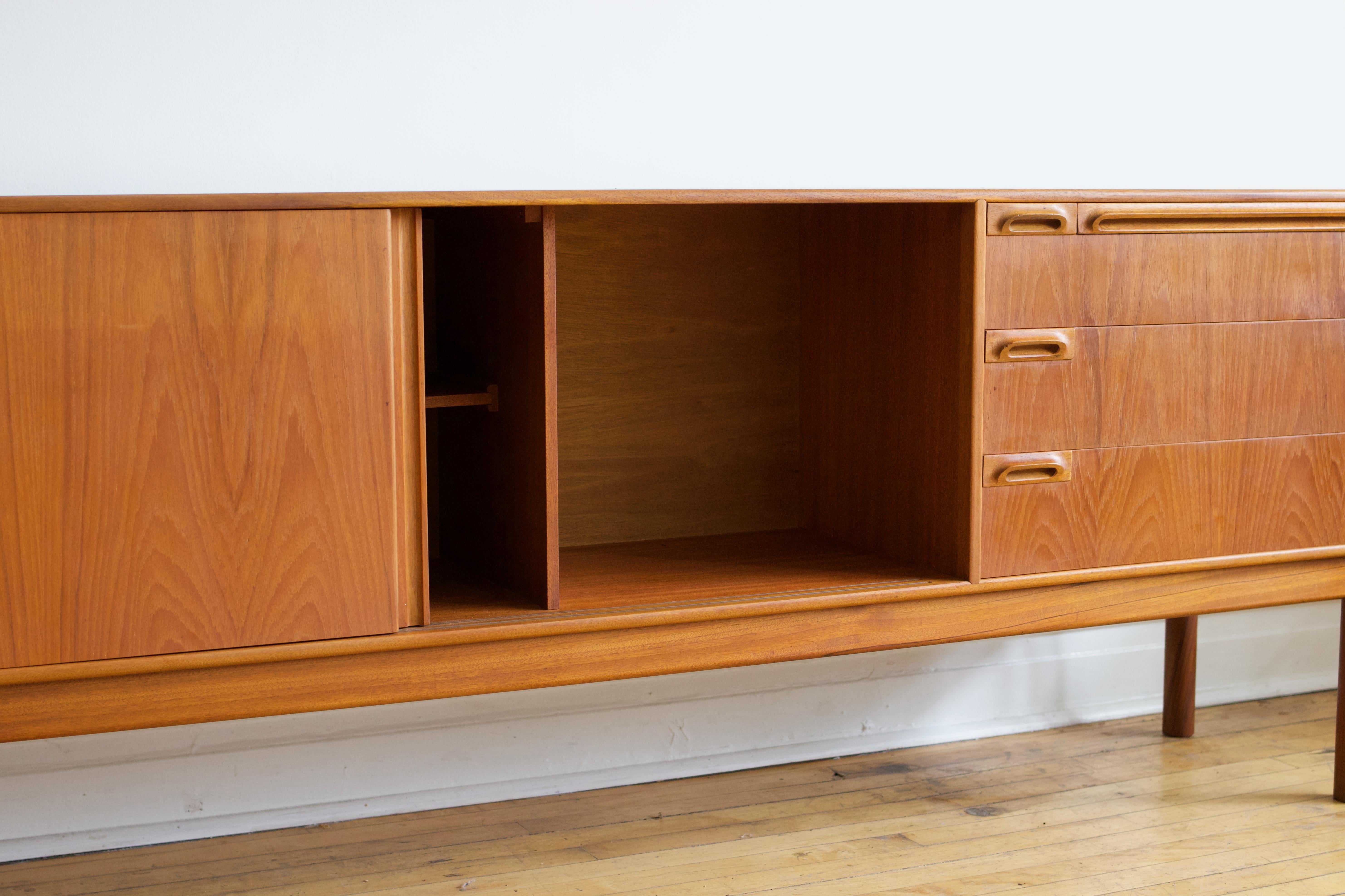 Mid Century Danish Modern McIntosh Teak Serving Buffet 9