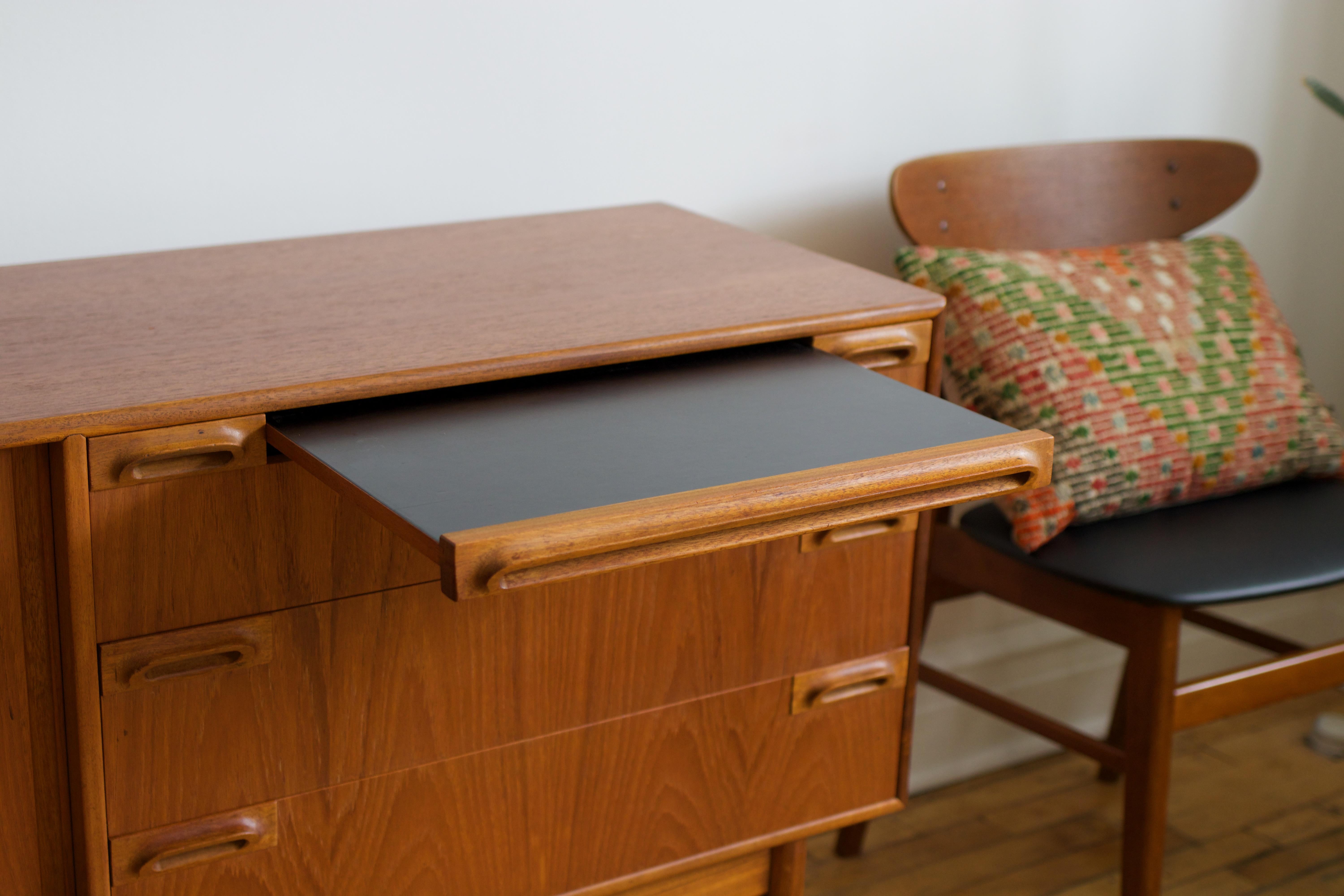 Mid Century Danish Modern McIntosh Teak Serving Buffet 3