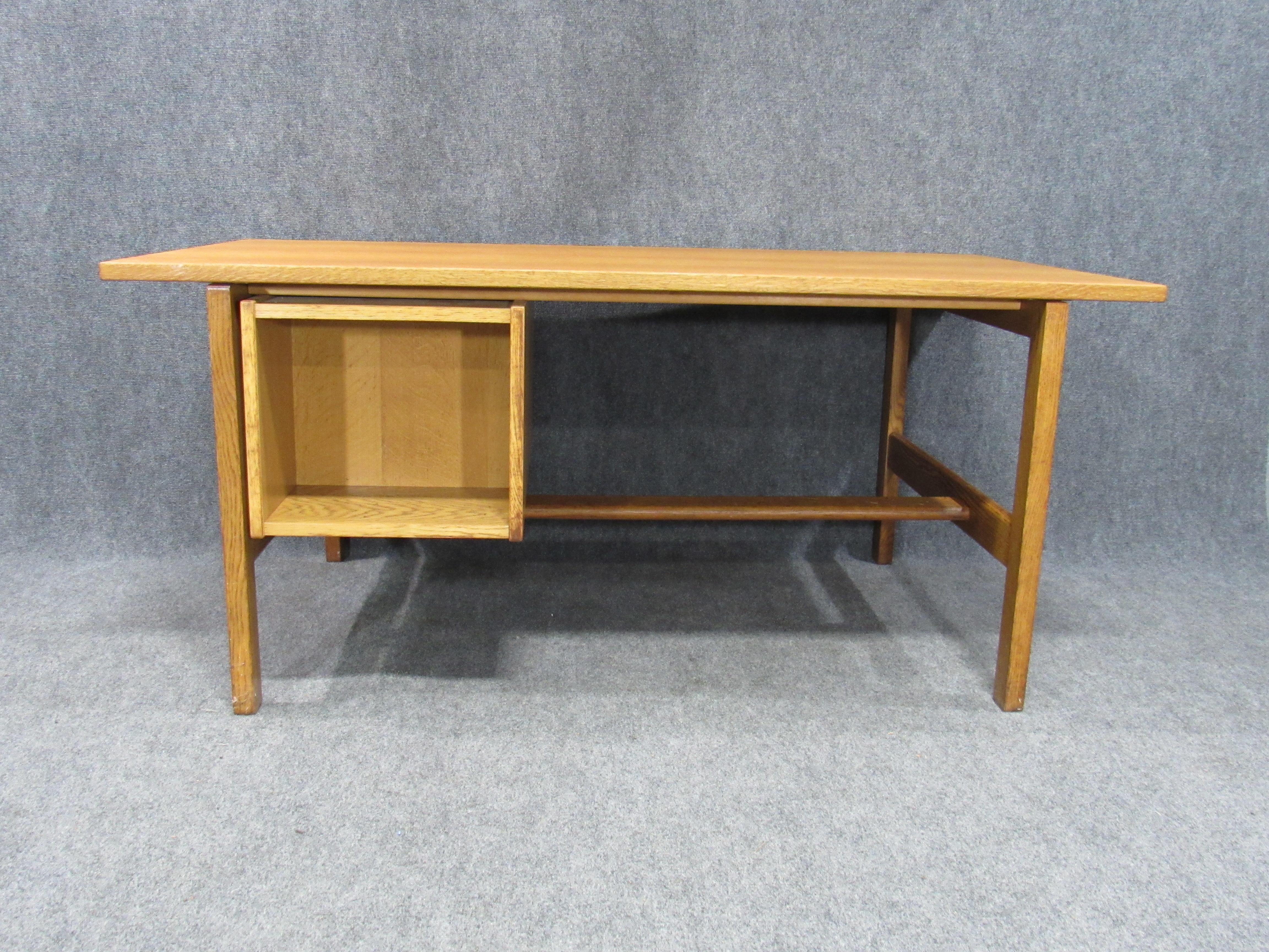 Mid-20th Century Midcentury Danish Modern Model 156 Oak Desk by Hans Wegner for GETAMA For Sale